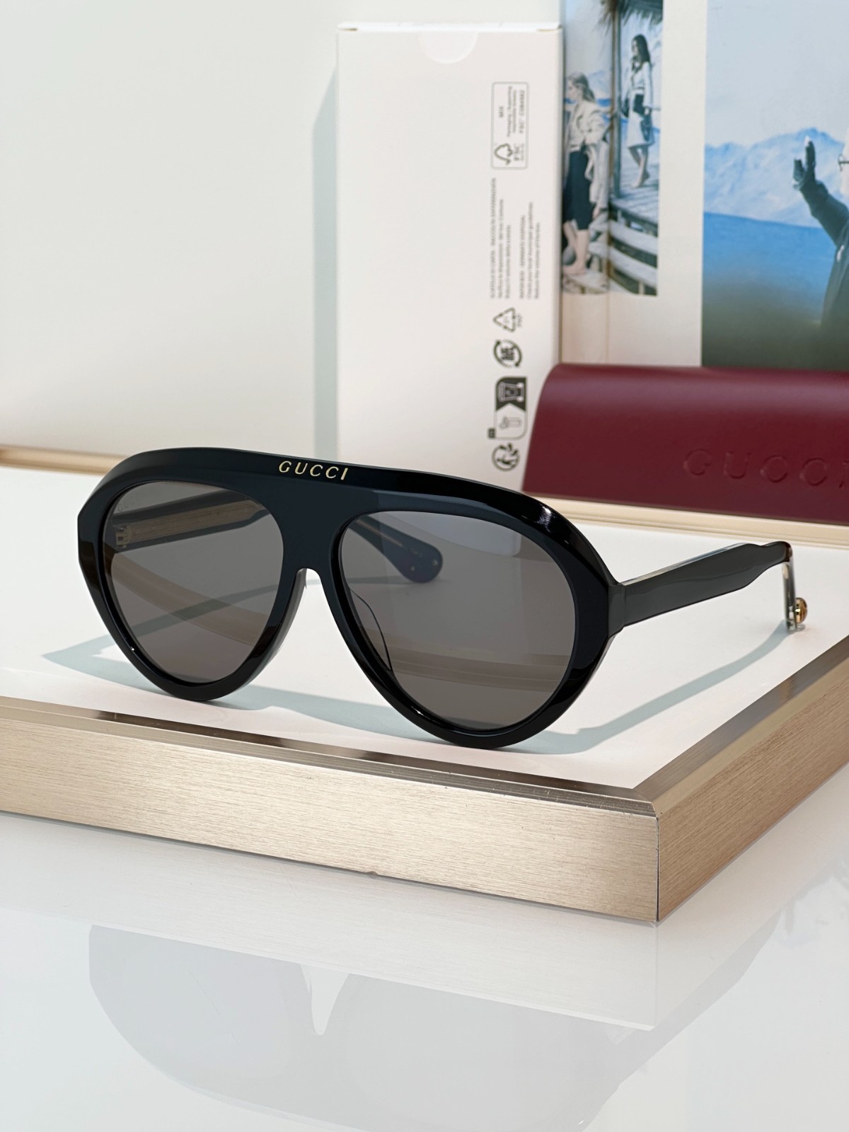 GUCCI GG0479S Geometric Sunglasses Black Frame Gray Lens 61-13-145