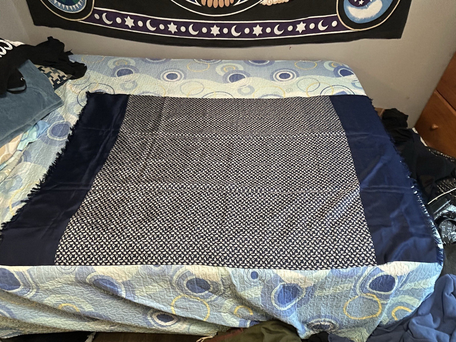 Vintage Hermes Paris 100% Silk Navy Blue Knot Print Scarf Shawl 57” X 35” Vintage Hermes Paris 100% Silk Navy Blue Knot Print Scarf Shawl 57” X 35”