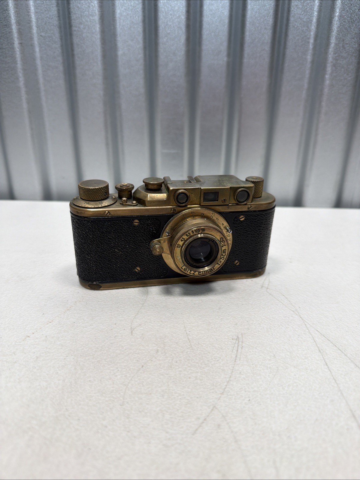 Leica D.R.P. Ernst Leitz Wetzlar Rangefinder Camera Gold/Black