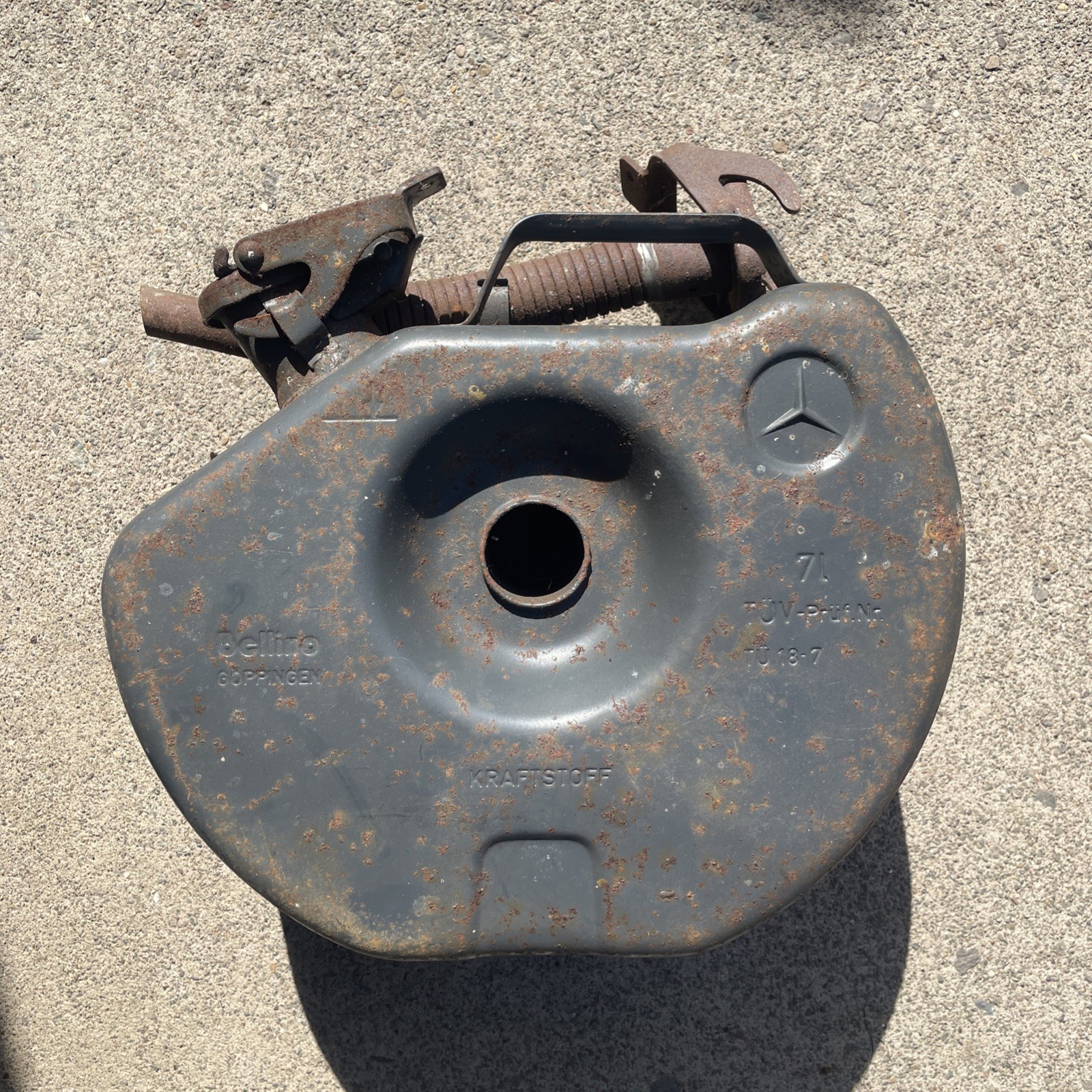 Mercedes-Benz Vintage Bellino Canister Fuel Petrol 7L Jerrycan 7 litre Patina