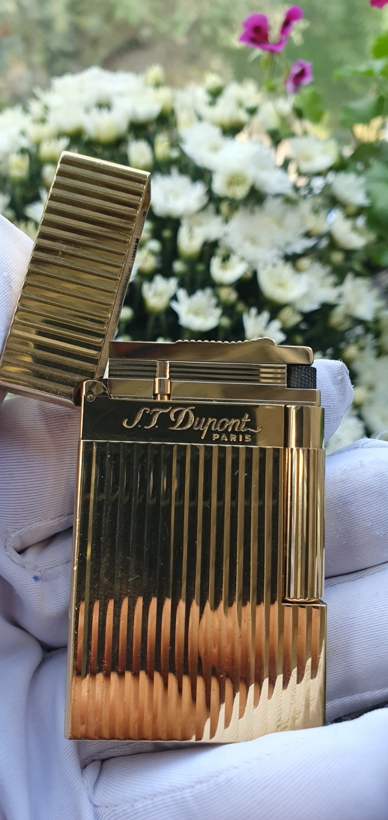 S.T. Dupont Gold Vertical Lighter Ligne 2