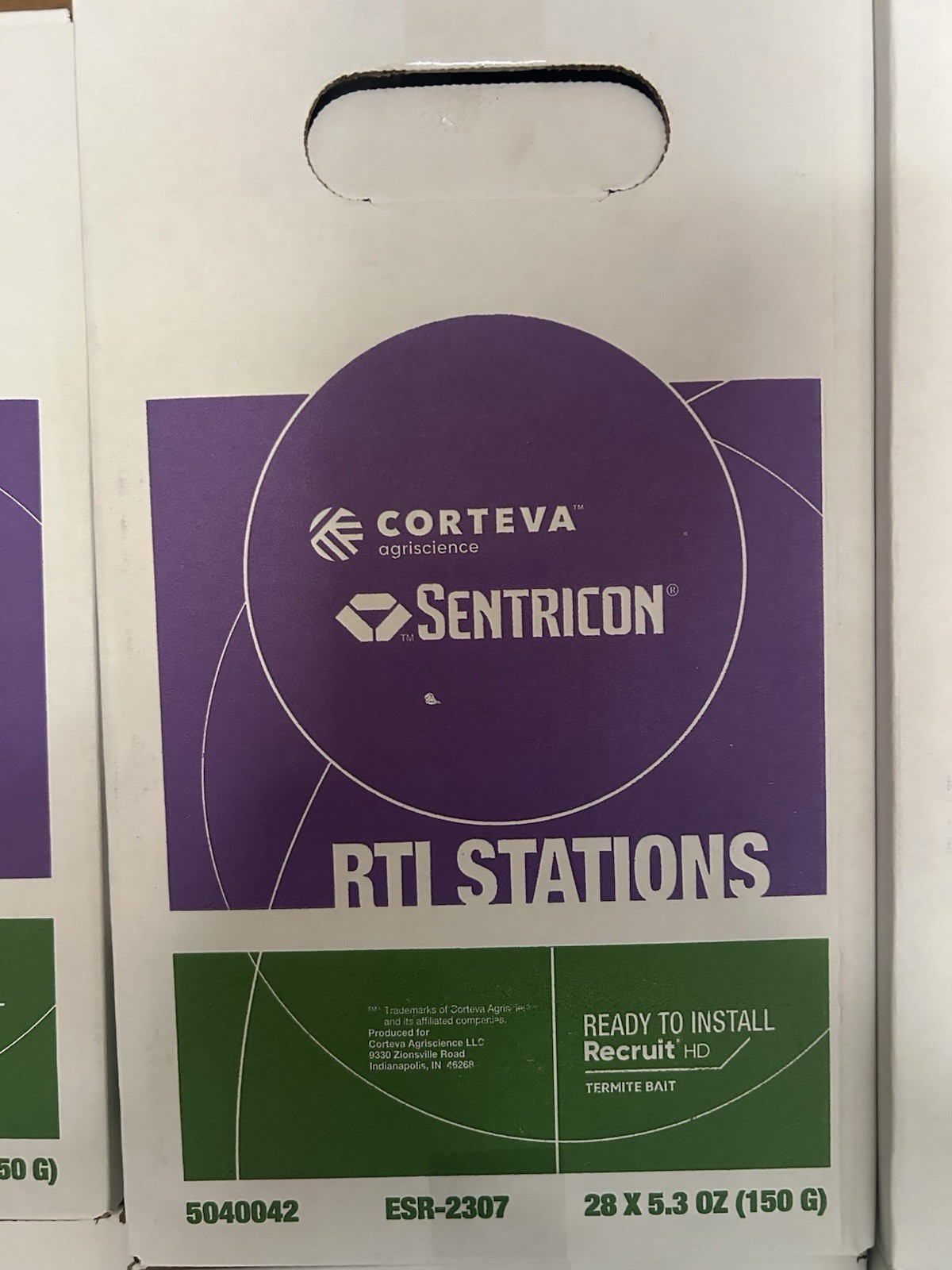 Free Shipping Subterranean In ground Stations with Bait Brand New Unopened