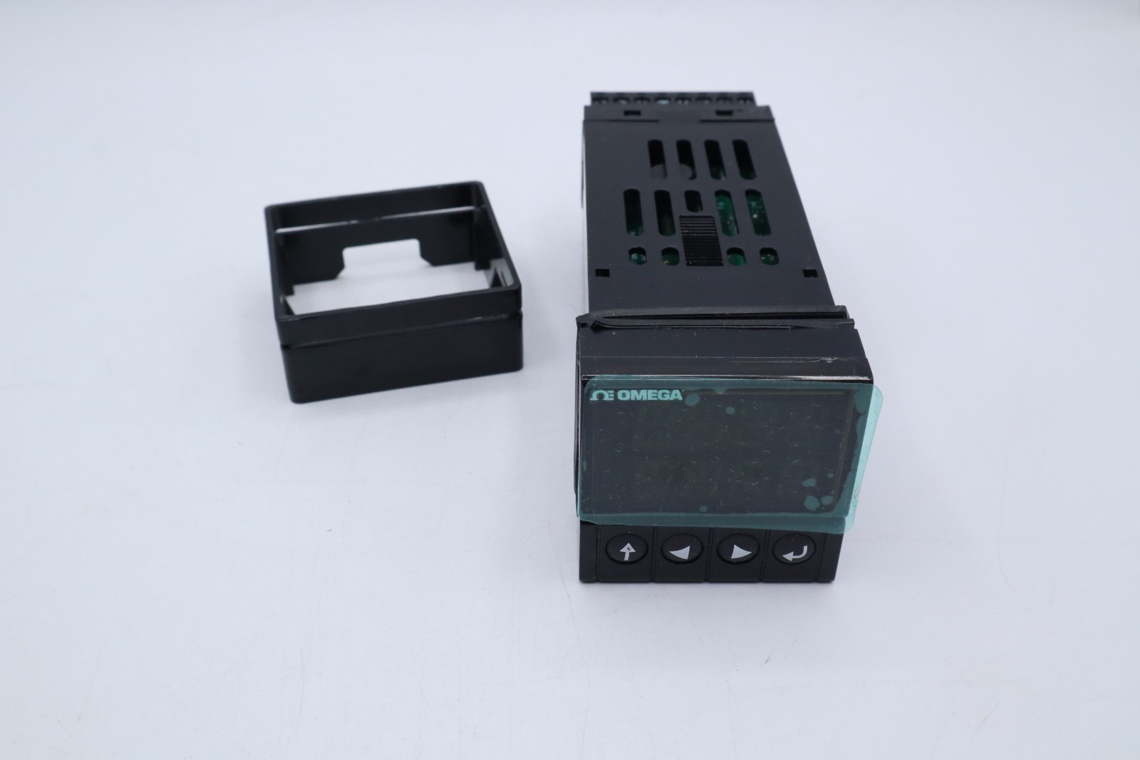 DEFECTIVE CN16DPT330C24 PID Controller Platinum Series 116 DIN SPDT Rela G3D