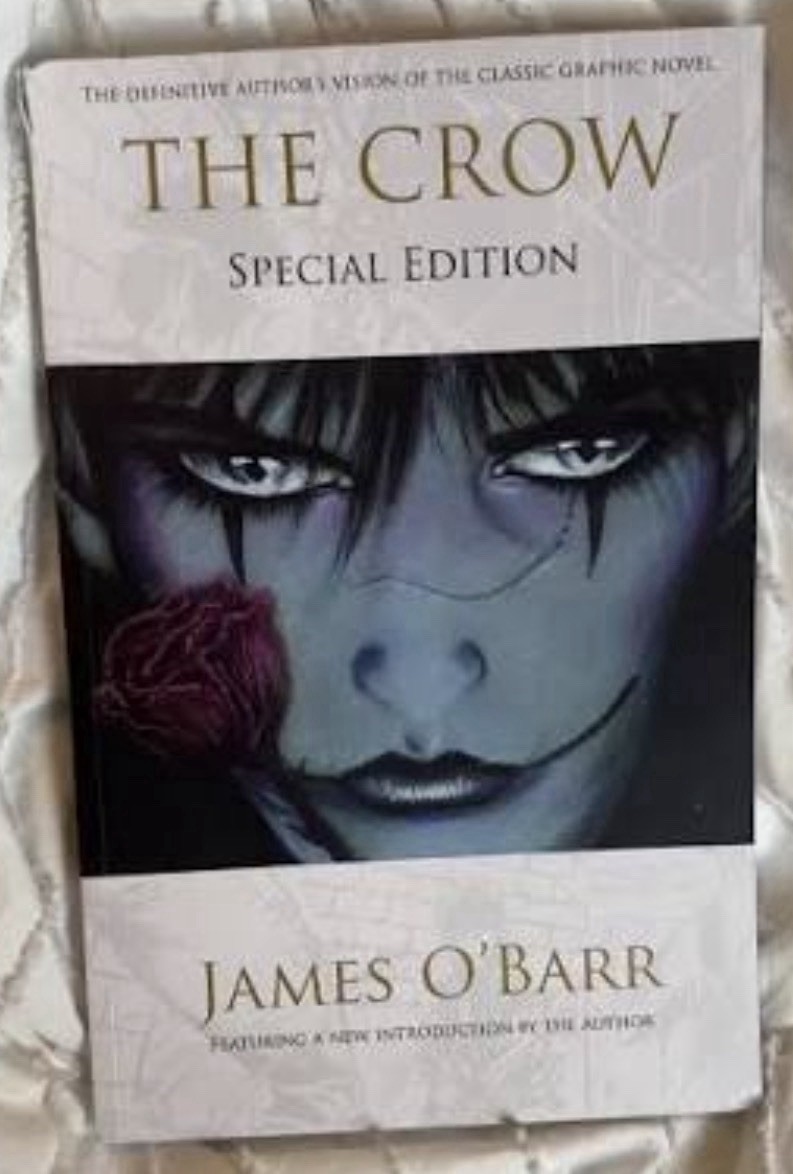 The Crow by James O'Barr (Hardcover) Graphic Novel W/ Slip Cover The Crow by James O'Barr (Hardcover) Graphic Novel W/ Slip Cover