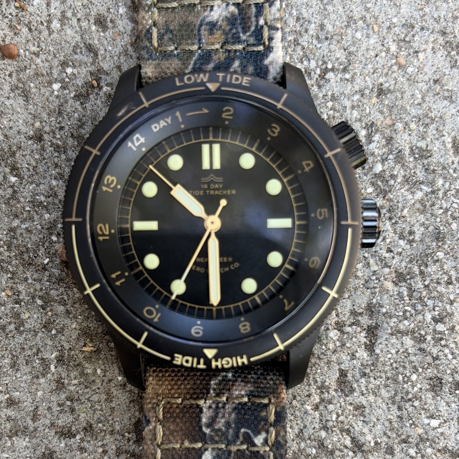 VERO High Tide Watch Black Dial Camo Strap Tide Tracker USA Made 40mm