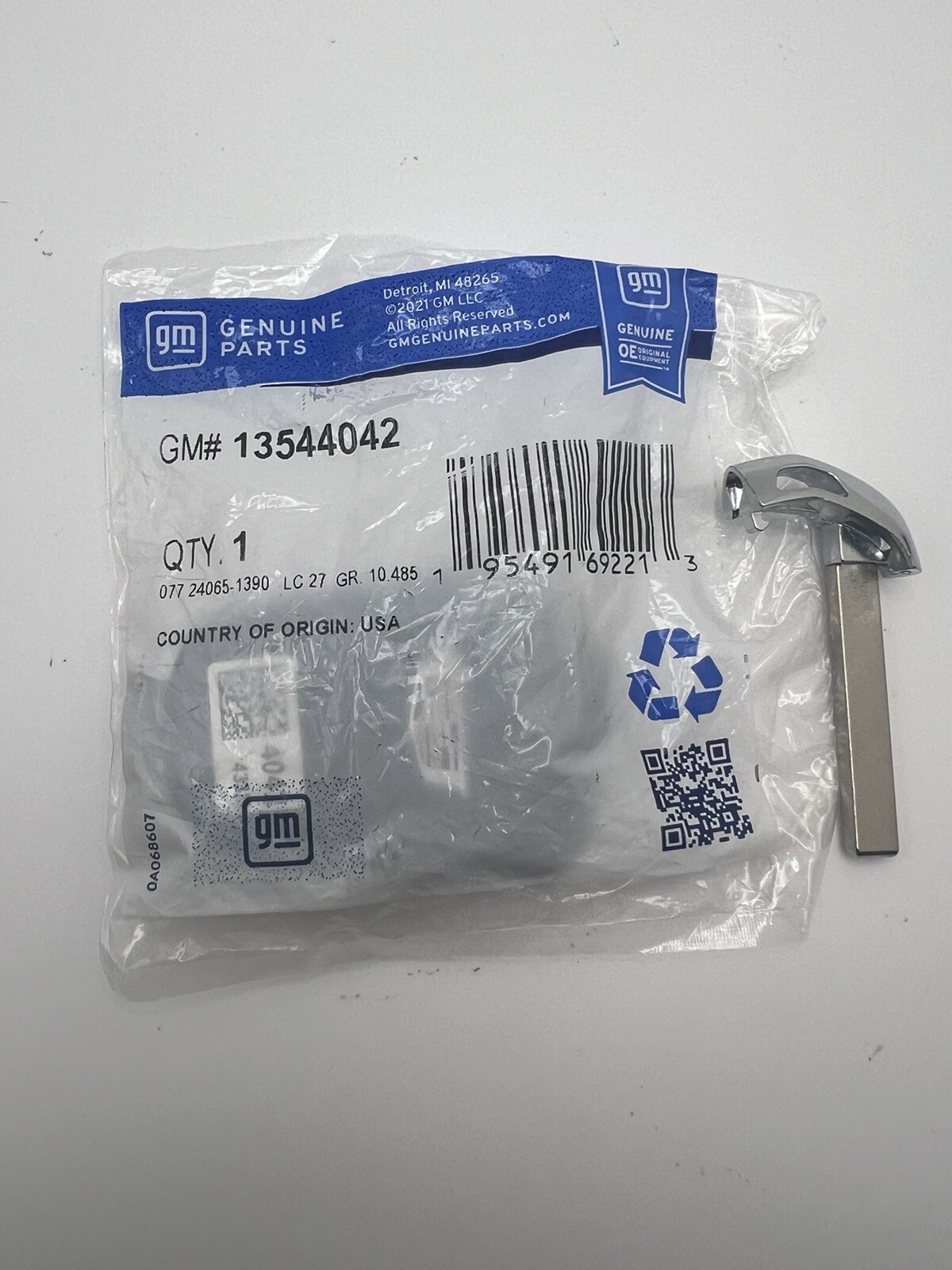 Genuine Cadillac Keyless Smart Remote Key Fob Entry Transmitter 13544042 OEM