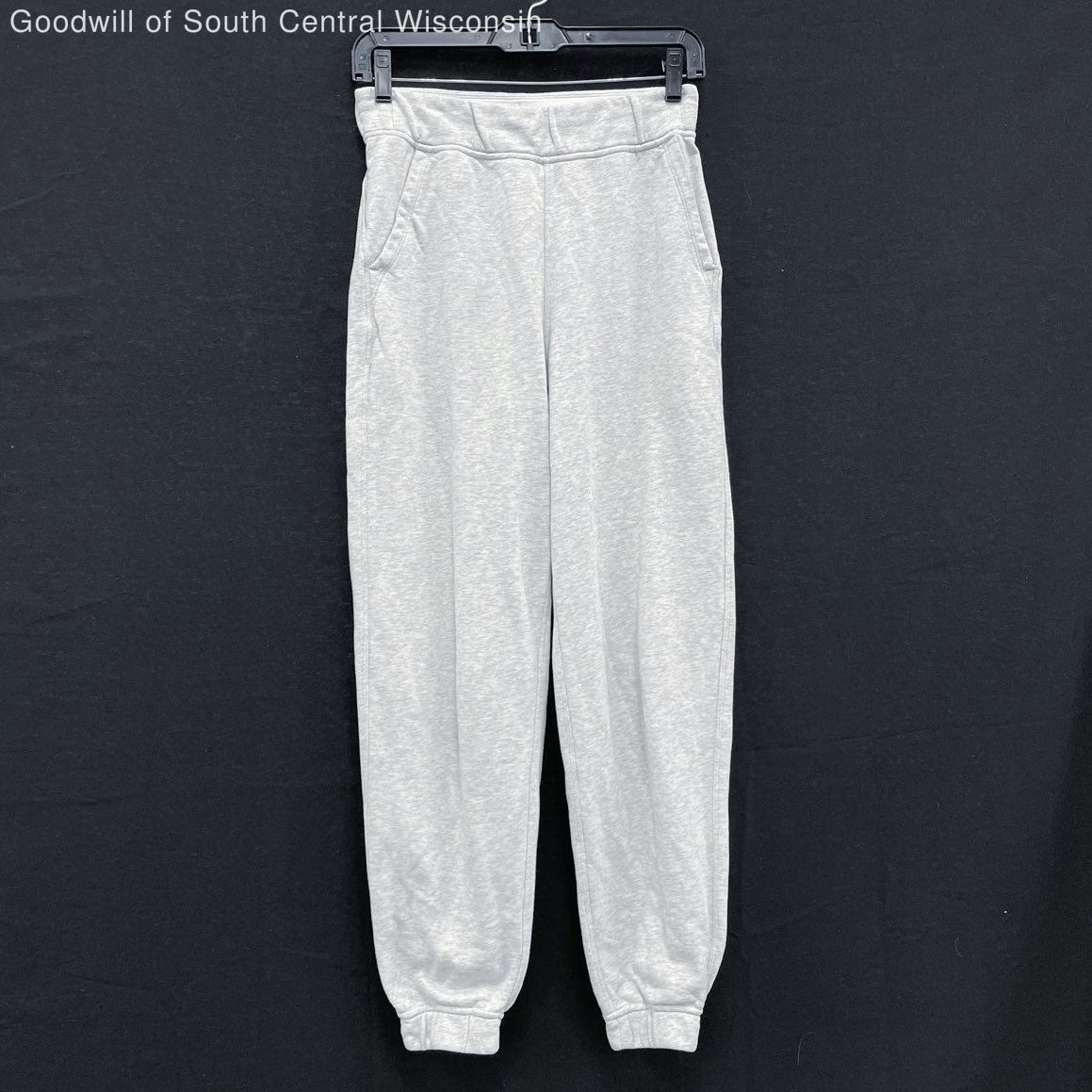 Wmns LULULEMON Light Gray Heather Relaxed High Rise Jogger Pants Sweatpants Sz 2 Wmns LULULEMON Light Gray Heather Relaxed High Rise Jogger Pants Sweatpants Sz 2