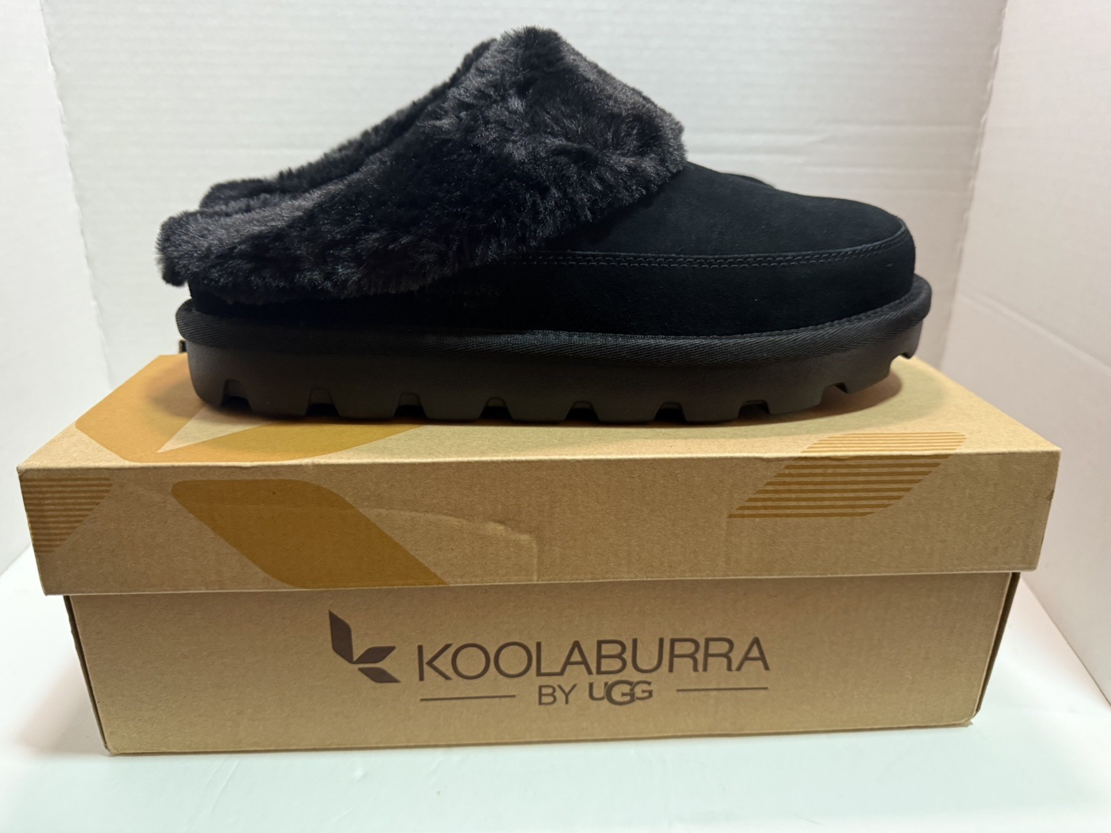 NIB Koolaburra by UGG Tizzey Black Suede Faux Fur Womens Slipper Sz 10