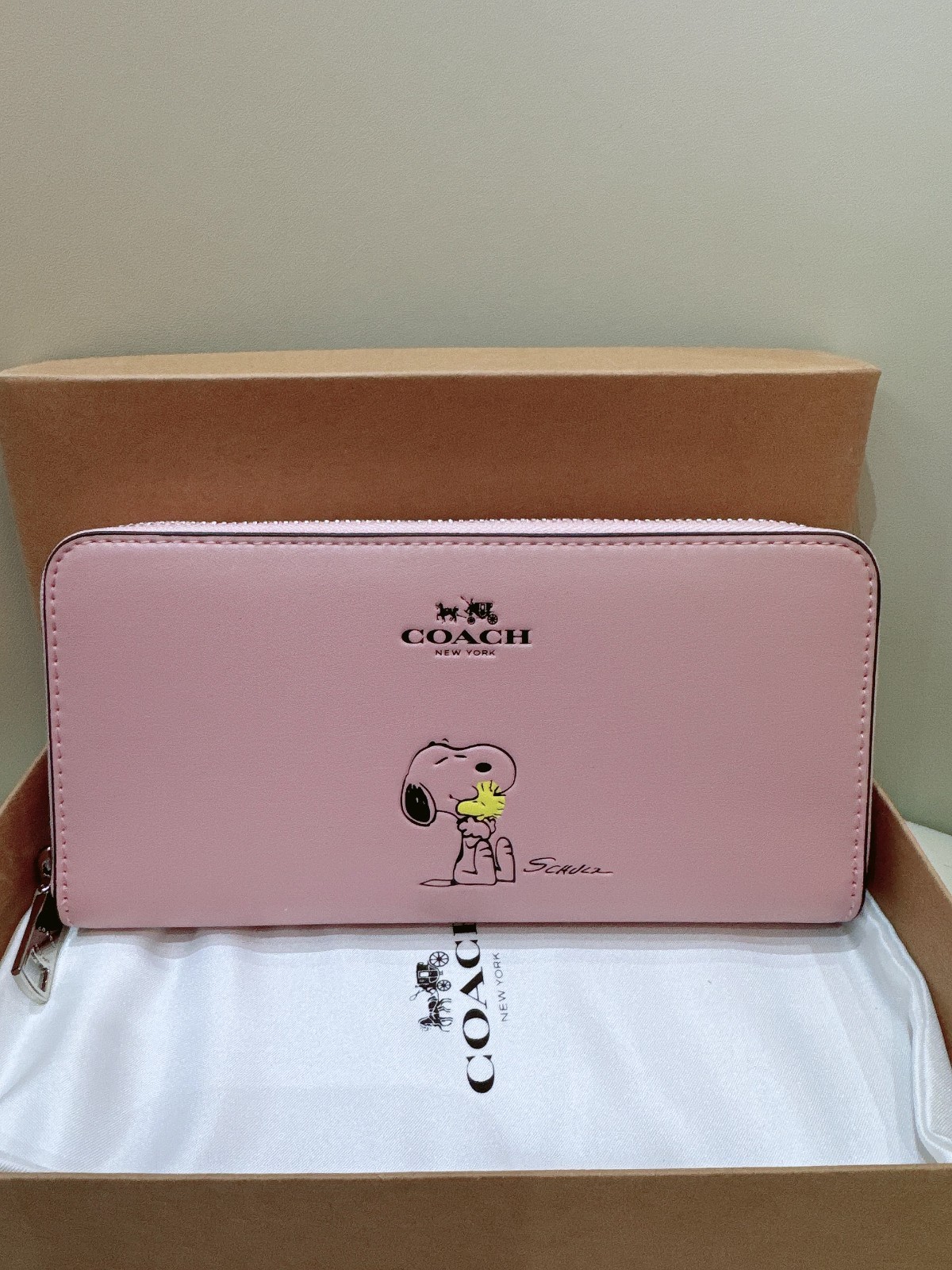 NWOT COACH x PEANUTS Long Wallet Snoopy Woodstock Leather Zip Pink