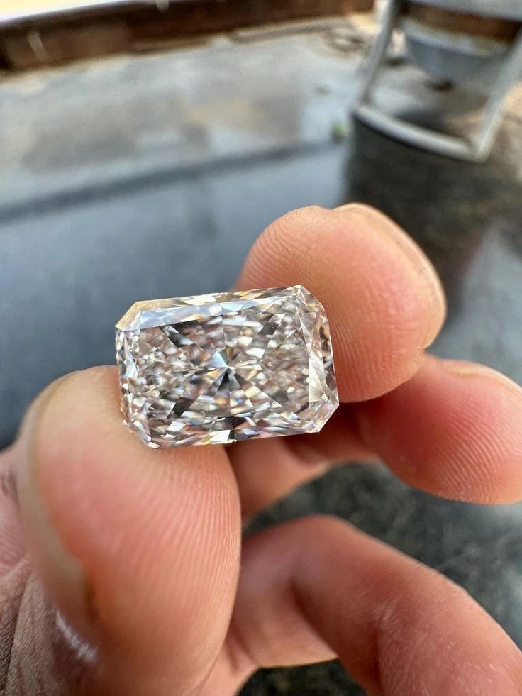 Certified 10.04 Ct Radiant Cut Lab Grown CVD Loose Diamond VVS1 Clarity D Color