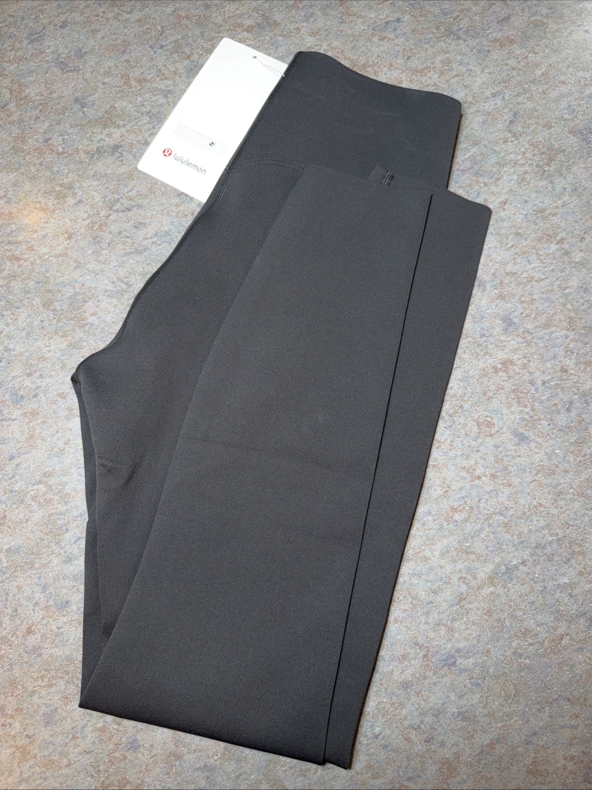 NWT🔥Lululemon Glow Up High Rise Tight 28\