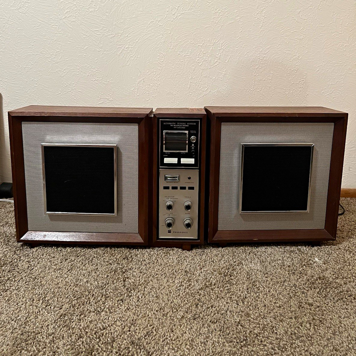 Vintage 1966 Panasonic RE-787 Multiplex FM/AM Stereo Radio Vintage 1966 Panasonic RE-787 Multiplex FM/AM Stereo Radio