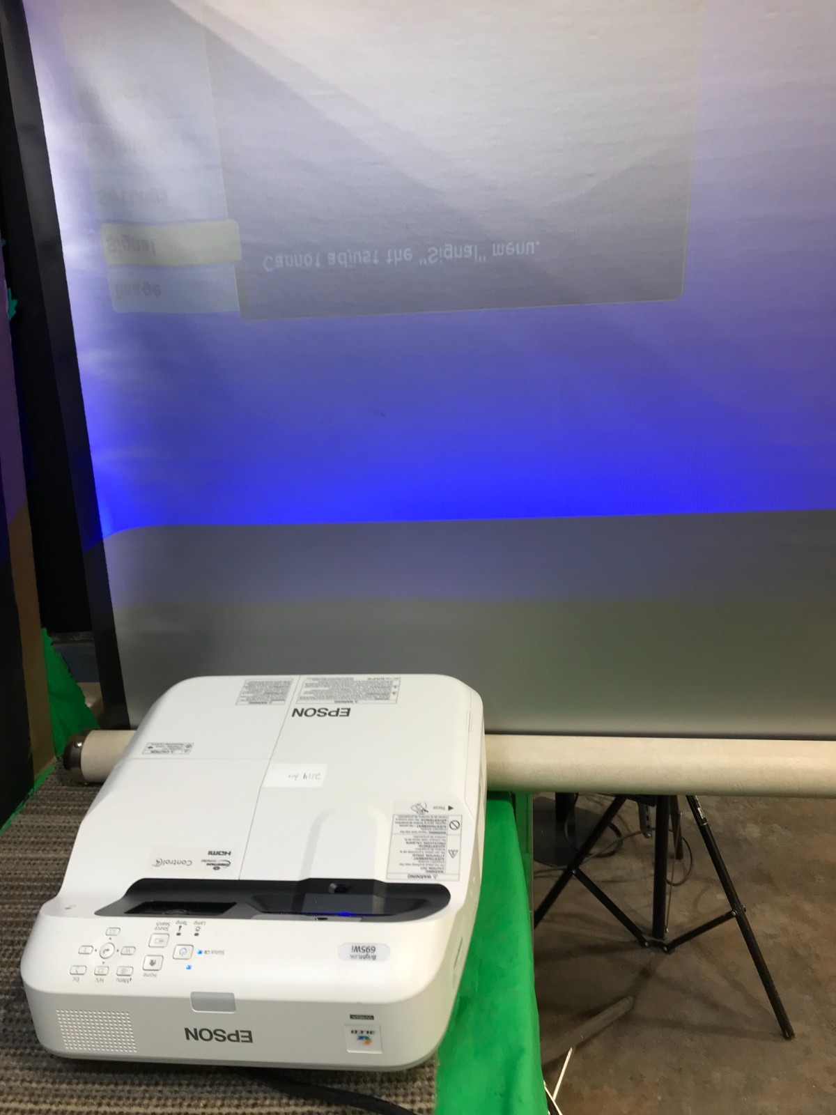 Epson BrightLink 695WI / H740A 3LCD WXGA Projector 3500 Lumens VARIOUS HOURS