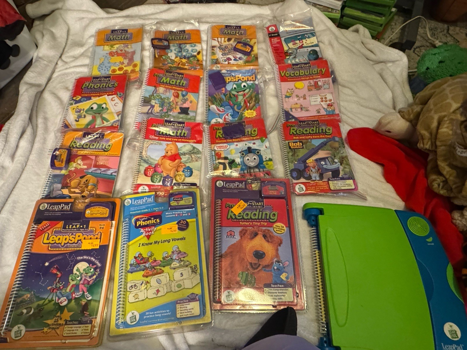 Vintage 2001 Leapfrog LeapPad Console Mega-lot. W/15 Books & Cartridges, 3 New Vintage 2001 Leapfrog LeapPad Console Mega-lot. W/15 Books & Cartridges, 3 New