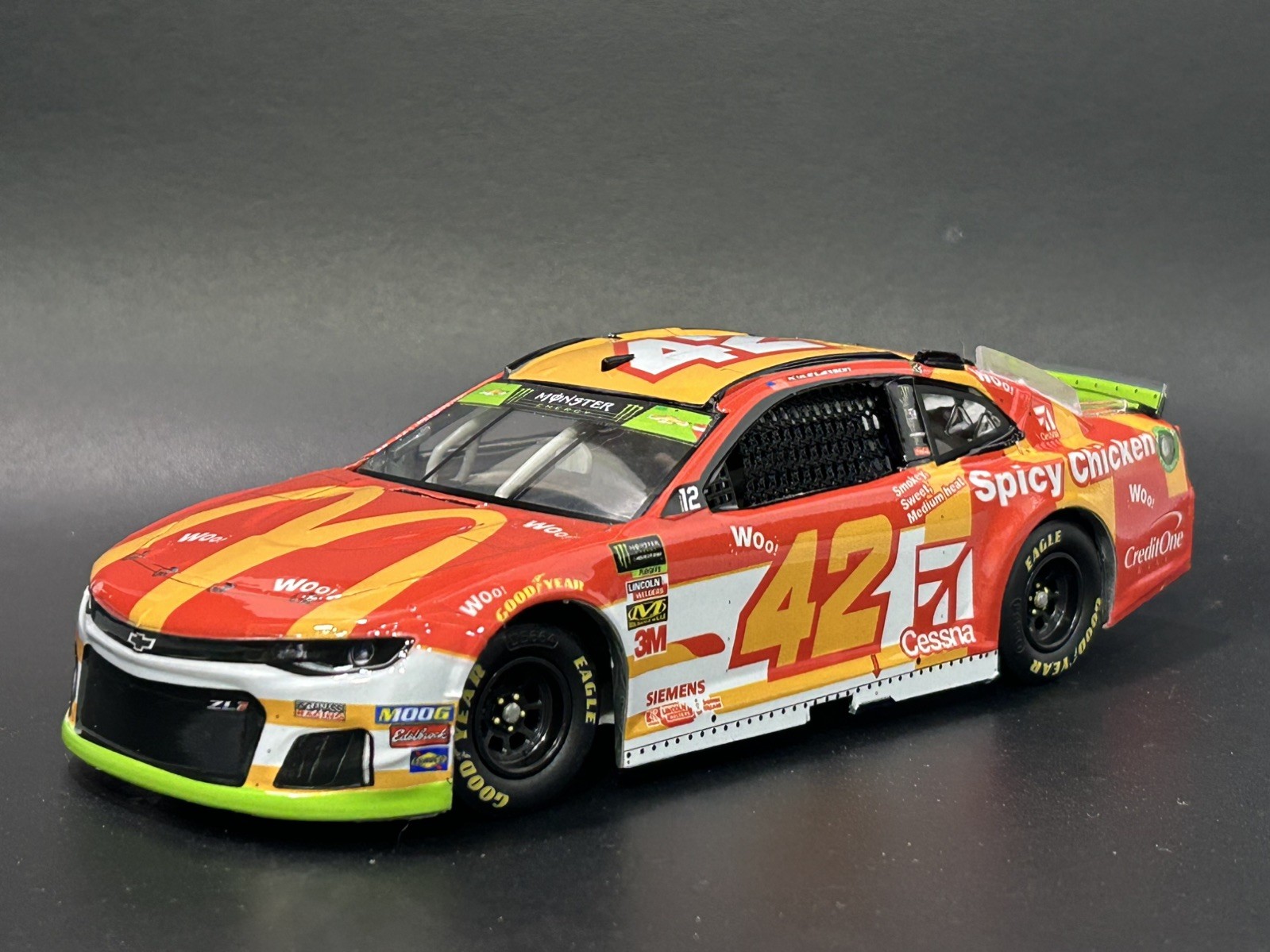 KYLE LARSON #42 2019 MCDONALD’S SPICY CHICKEN NUGGETS CAMARO ZL-1 1/24 CUSTOM
