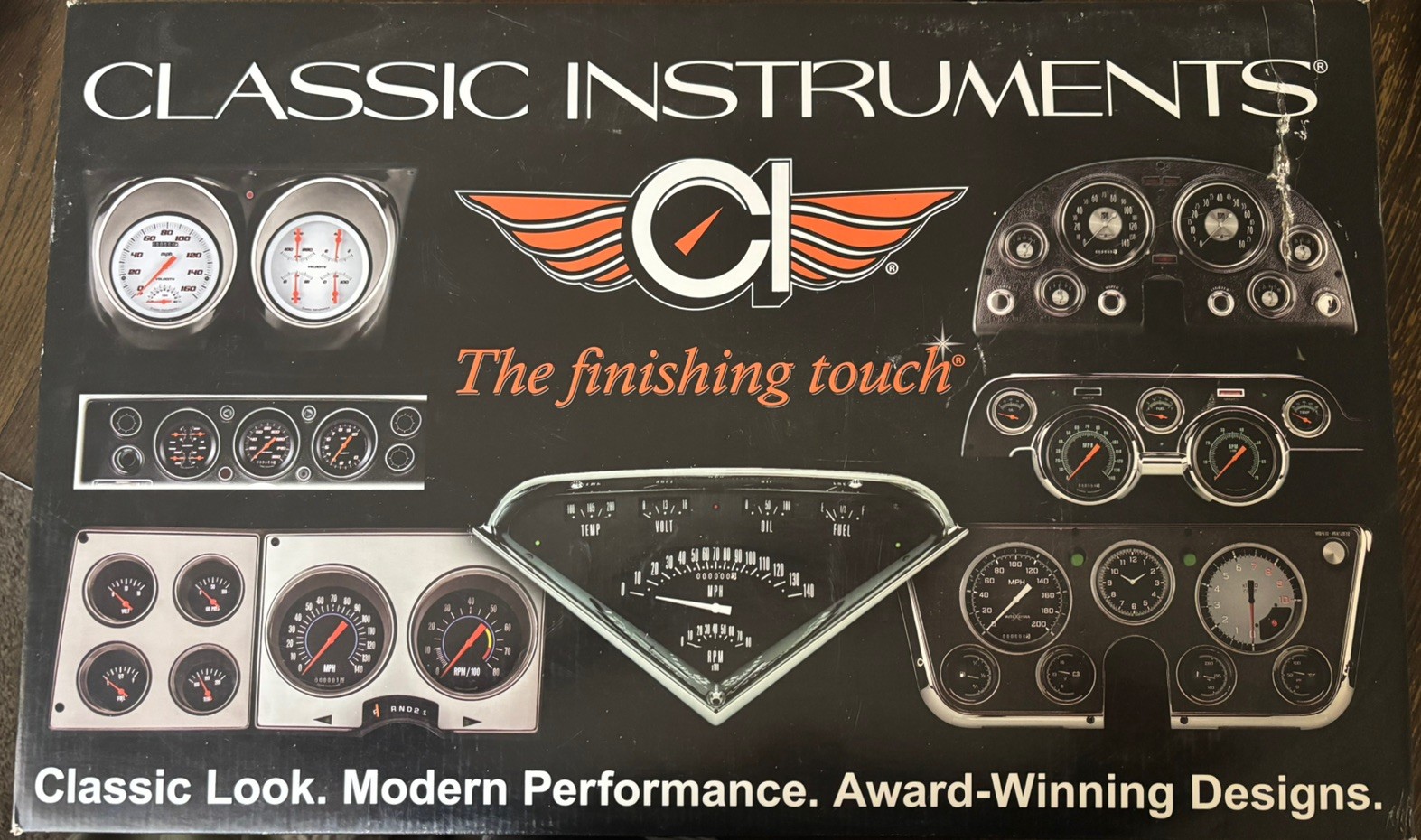 Classic Instruments Classic White Series 5-Gauge Set Mustang 67-68 w/ 