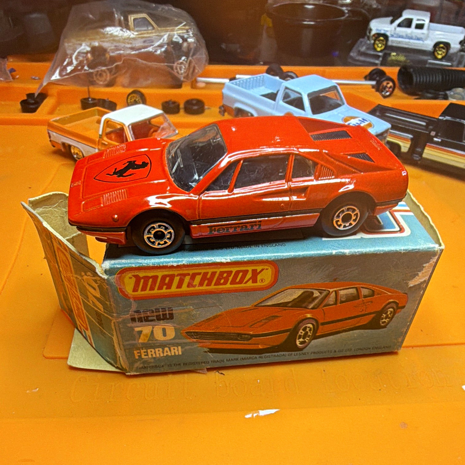 Matchbox Superfast 1:64 Ferrari 308 Red/Black Diecast Car w/ Box/Case