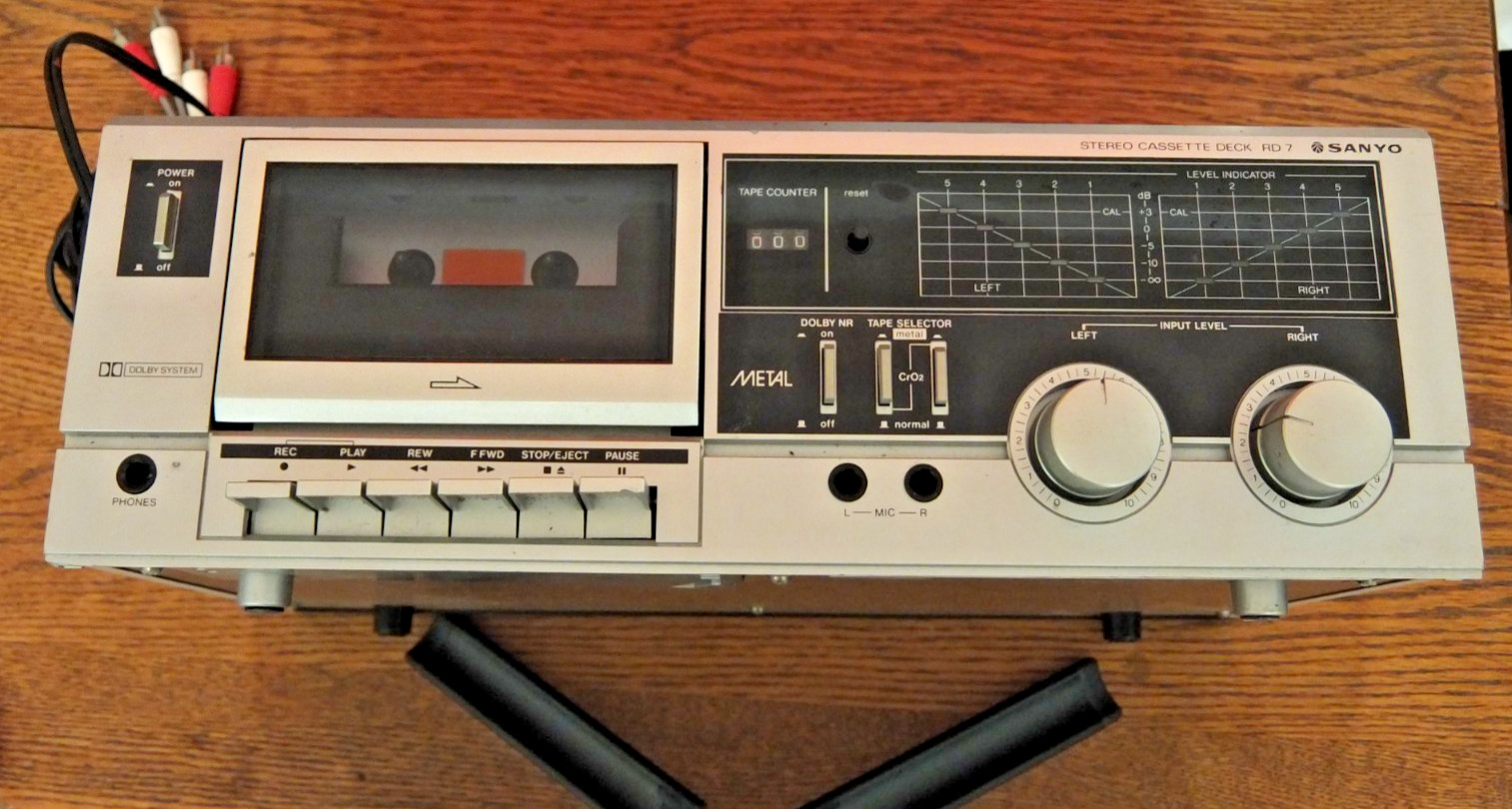 Vintage Sanyo RD7 Stereo Cassette Deck - Tested & Working Has Paint Splatter Vintage Sanyo RD7 Stereo Cassette Deck - Tested & Working Has Paint Splatter
