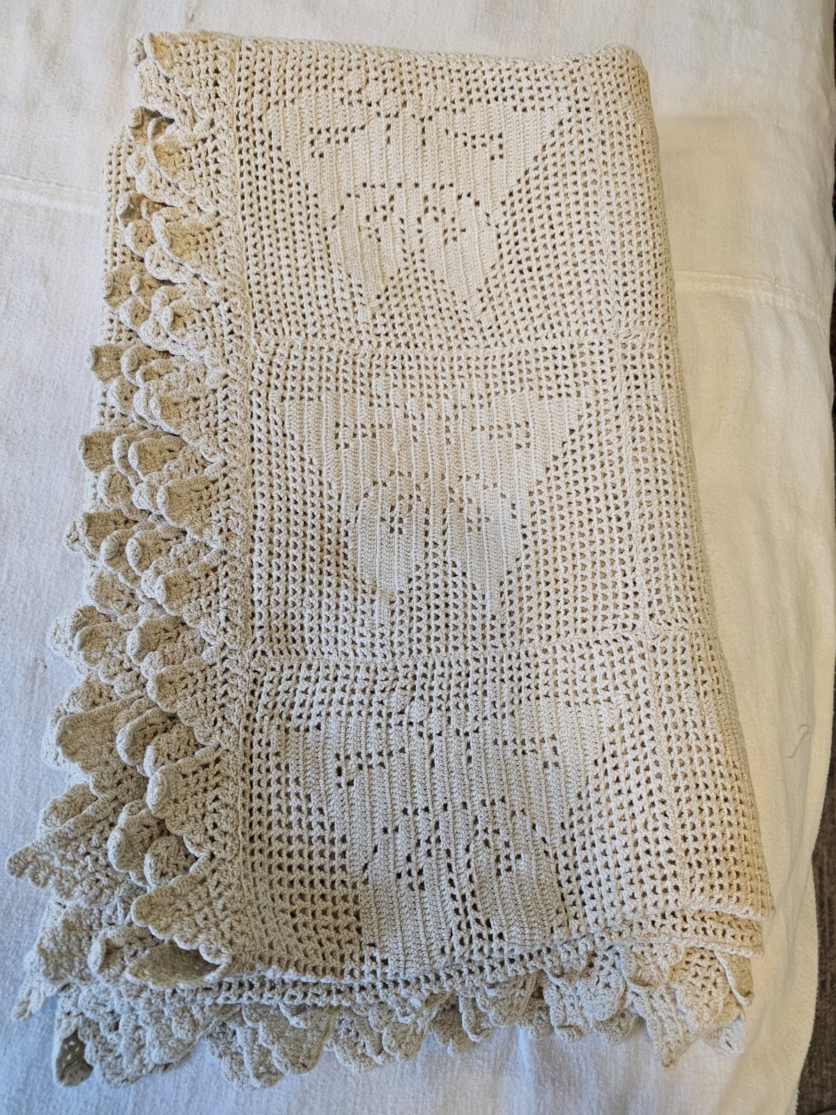 Vintage Hand Crocheted Throw Blanket Coverlet Butterfly Motif Ecru 46 Vintage Hand Crocheted Throw Blanket Coverlet Butterfly Motif Ecru 46