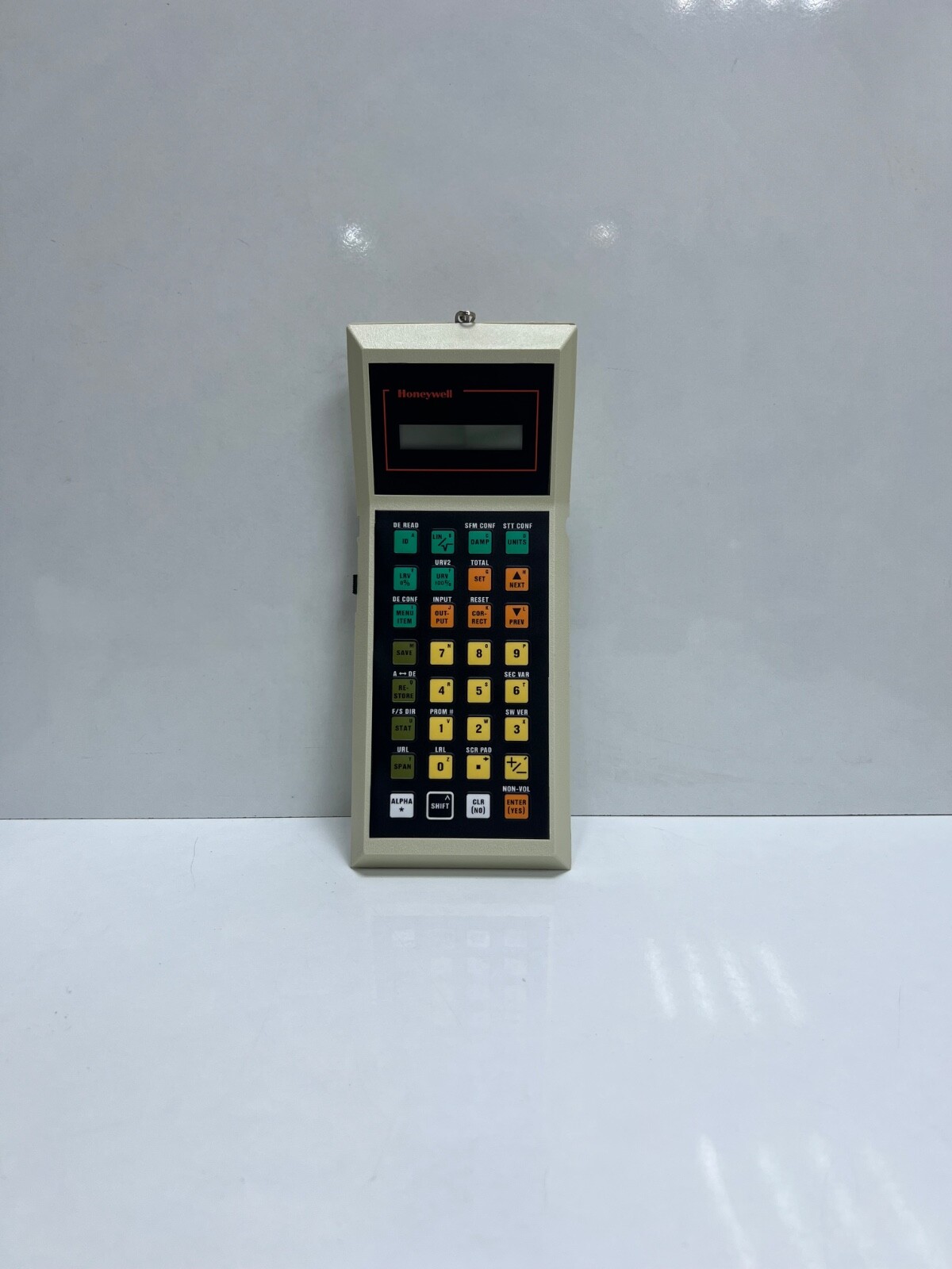 Honeywell STS102-001-00006-24,P0D2-2027 Smart Field Communicator Unit Only