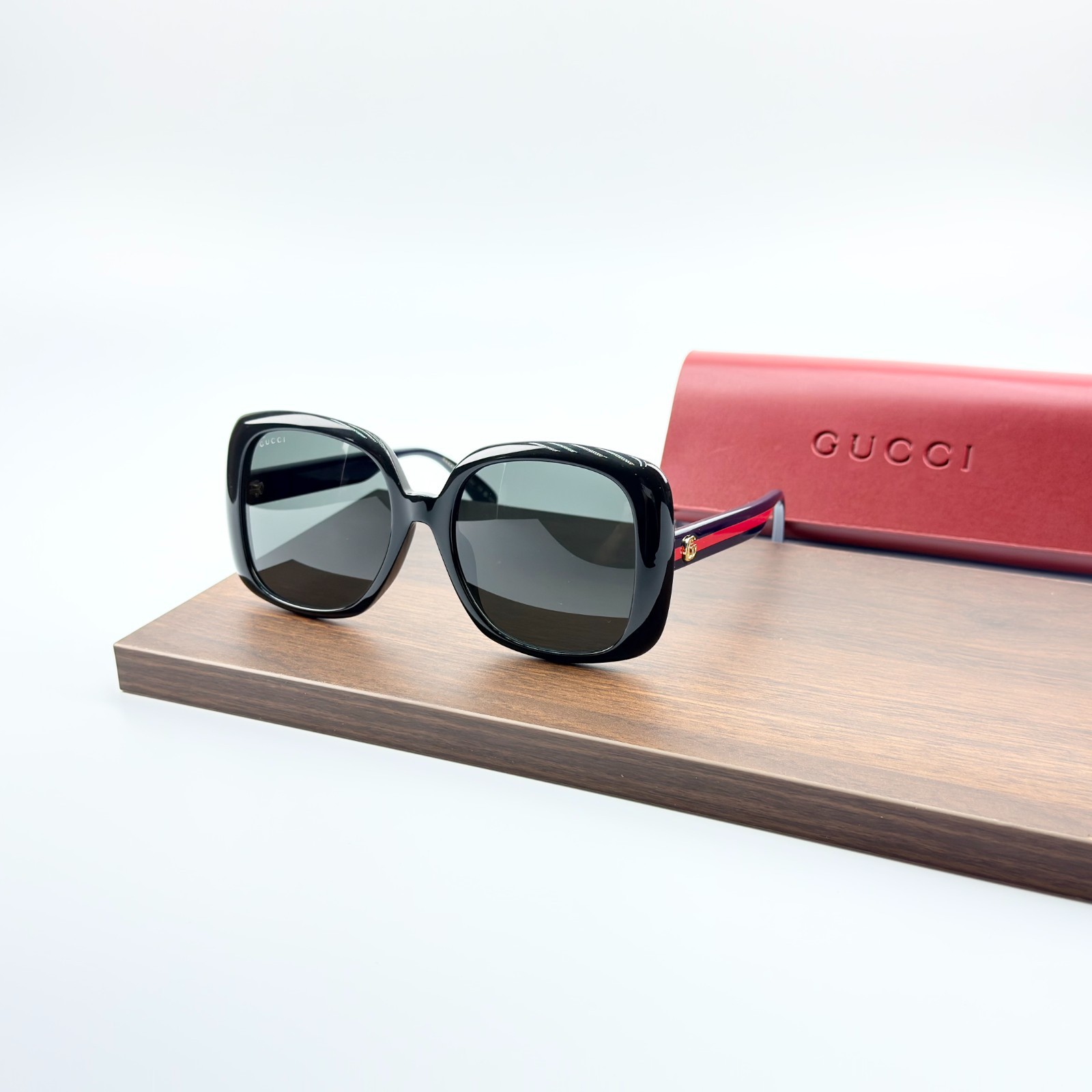 Gucci GG0714SA 001 Black Gray Lens Web Stripe Sunglasses New w/ Box