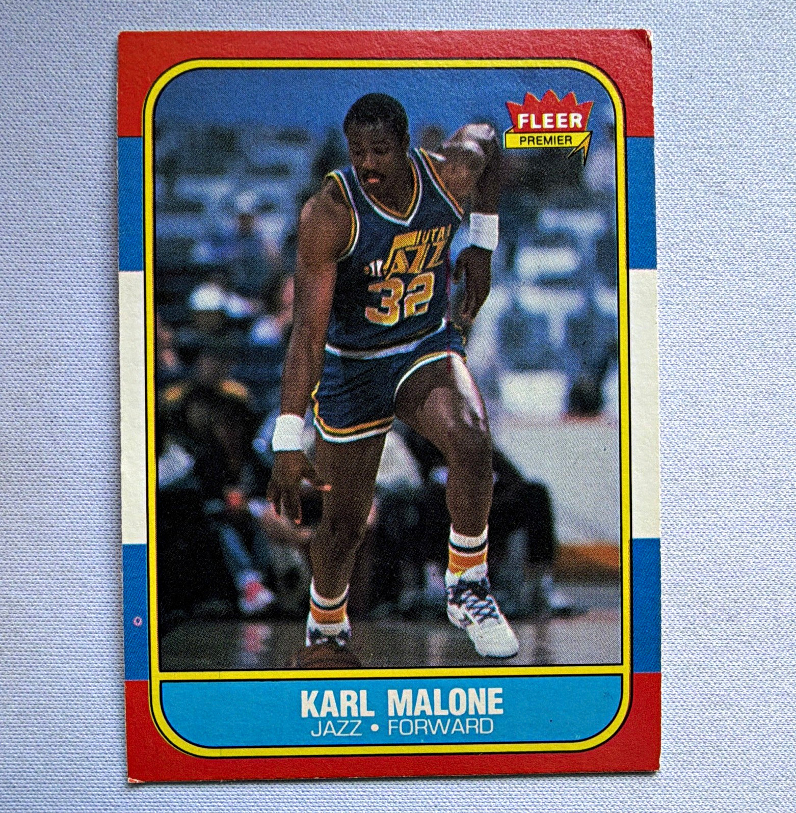1986-87 Fleer Premier Karl Malone Utah Jazz #68 Rookie Base Set Card 1986-87 Fleer Premier Karl Malone Utah Jazz #68 Rookie Base Set Card