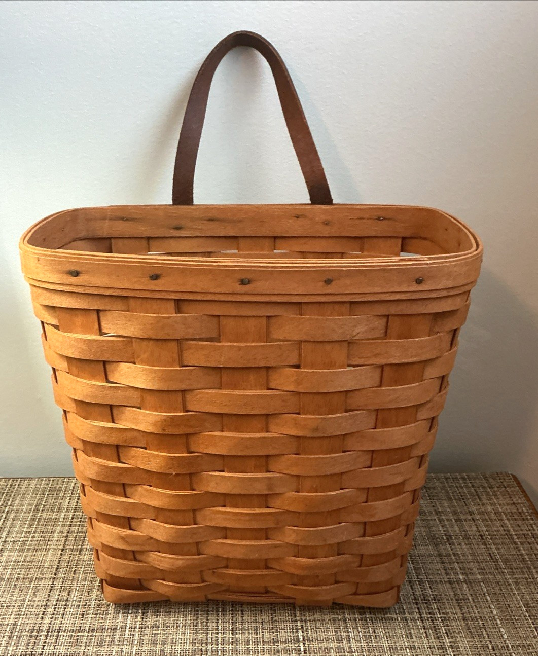 Vintage LONGABERGER Tall Key Wall Hanging Basket Mail Holder Basket 10” x 9.75”
