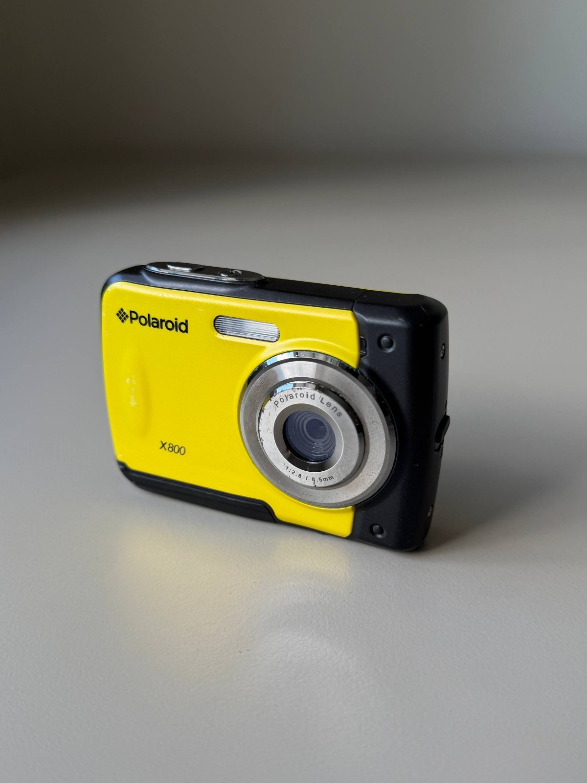 Polaroid X800 Yellow Digital y2k Camera 8MP 3M Waterproof  Compact WORKS