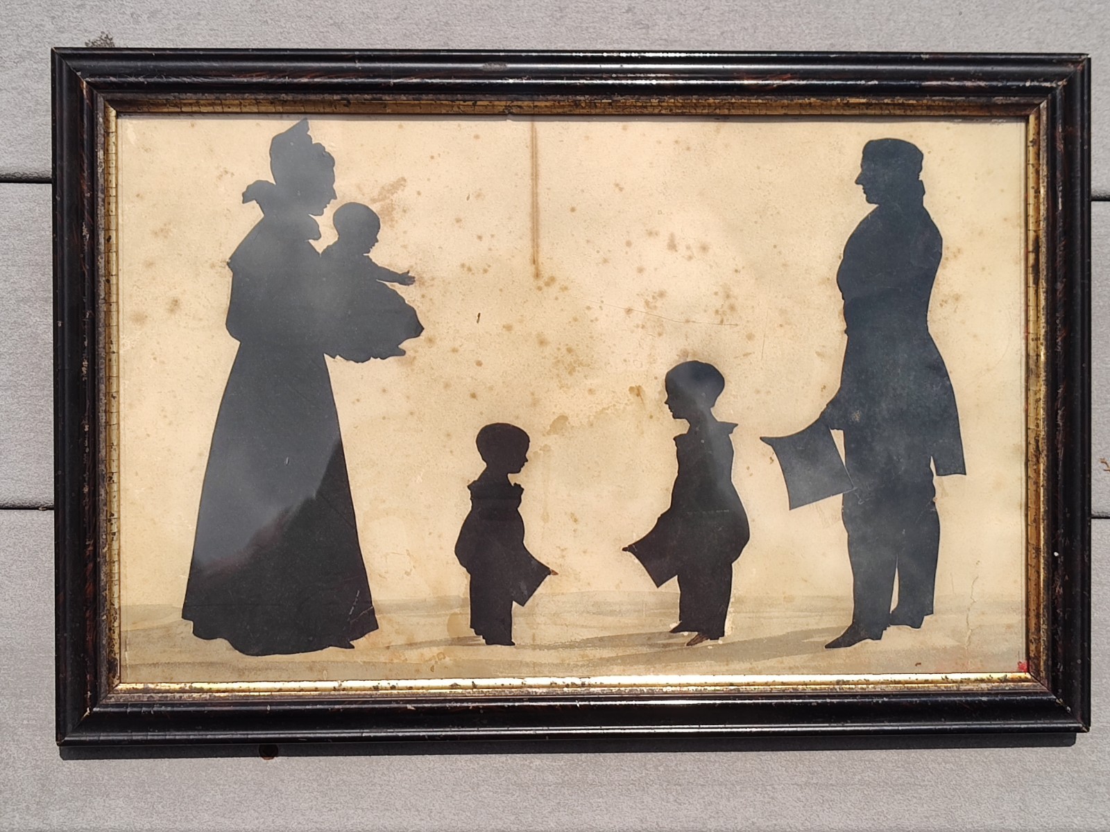 RARE 19TH C FAMILY OF 5 SILHOUETTE PICTURE RARE 19TH C FAMILY OF 5 SILHOUETTE PICTURE