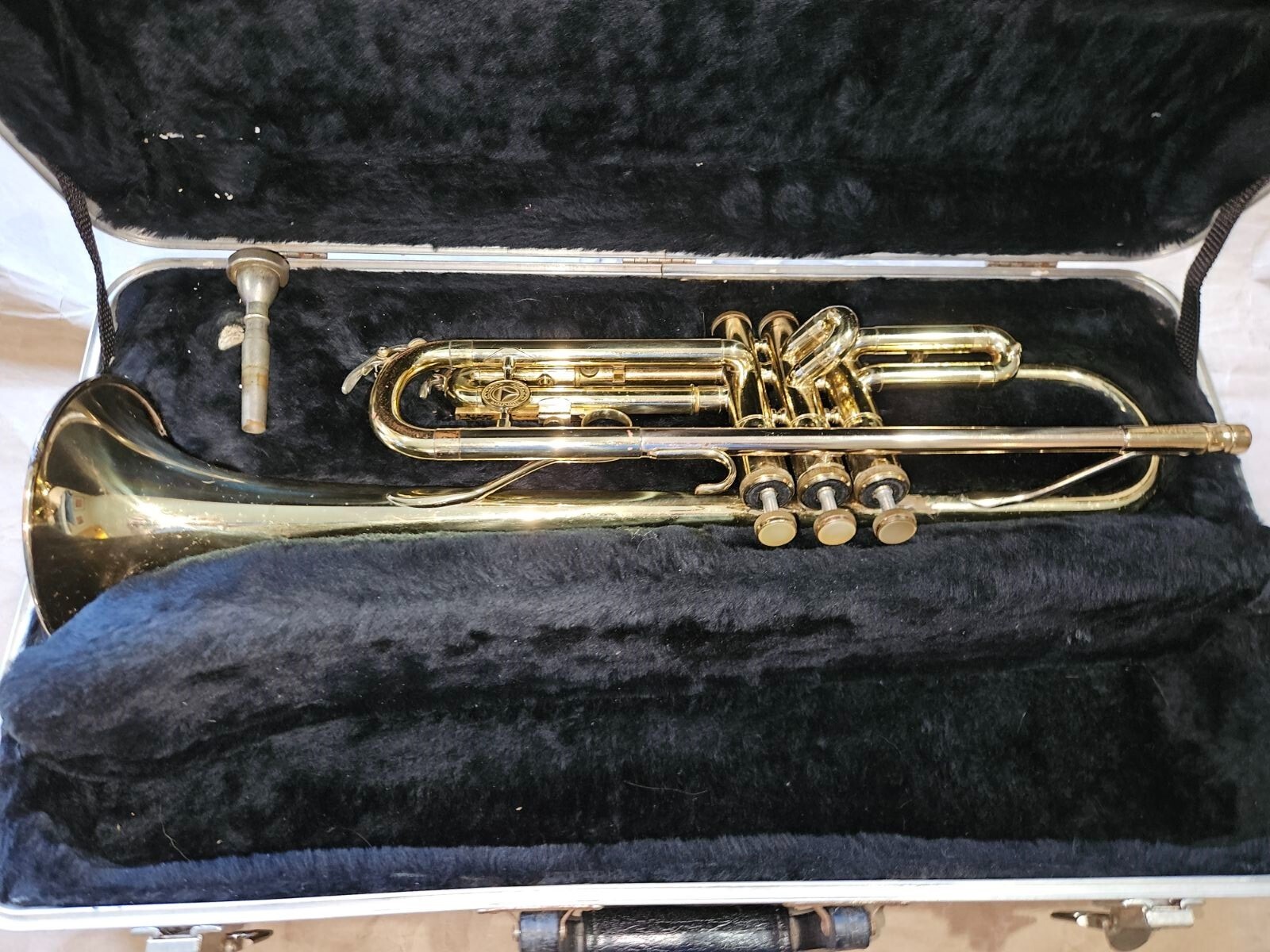Holton T602RC Trumpet, JAPAN, With Case/MP, Very Good Condition Holton T602RC Trumpet, JAPAN, With Case/MP, Very Good Condition