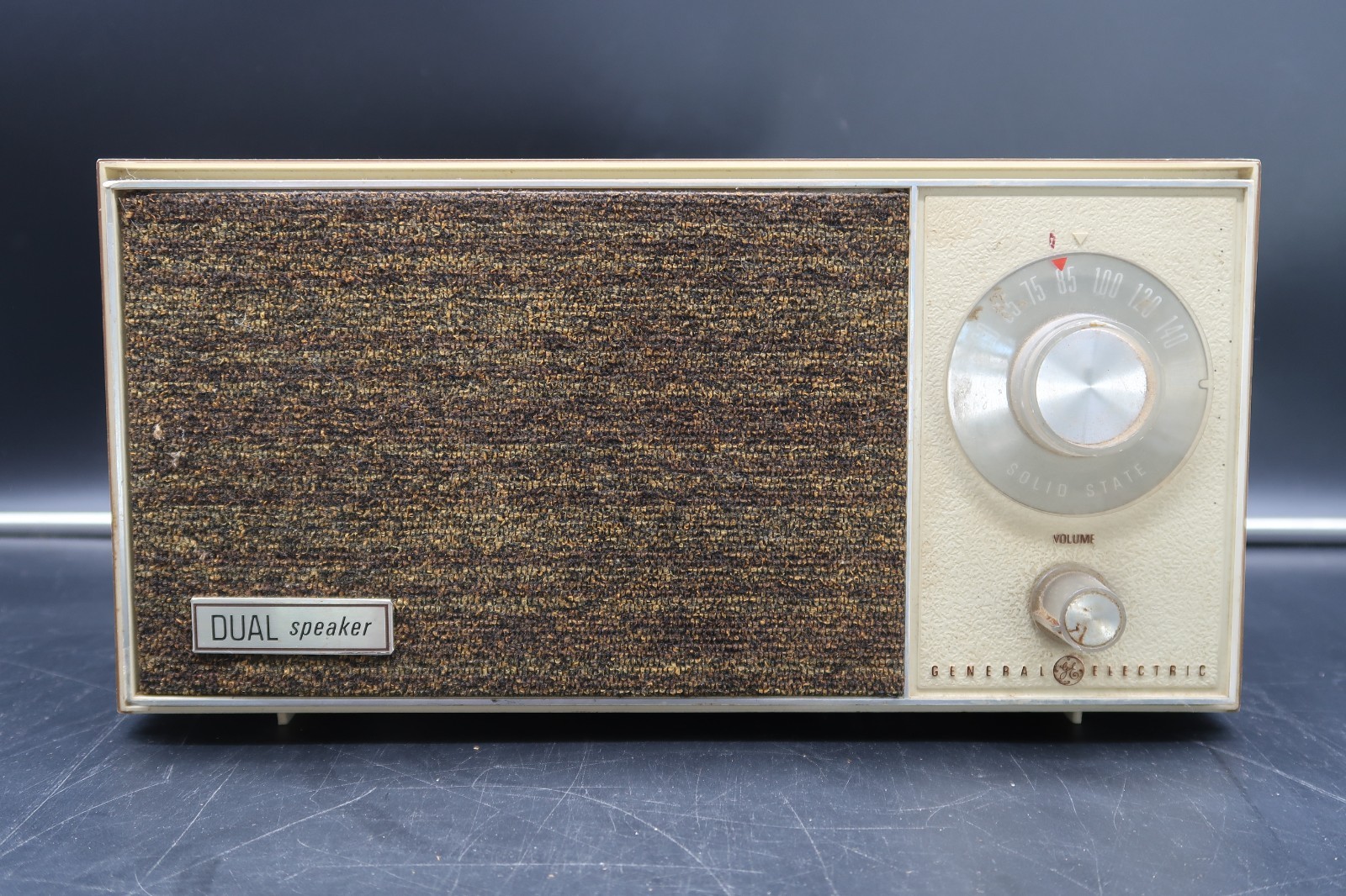 Vtg 1969 GE T1160-B AM Radio Mid Century Modern Dual Speaker Solid State Work
