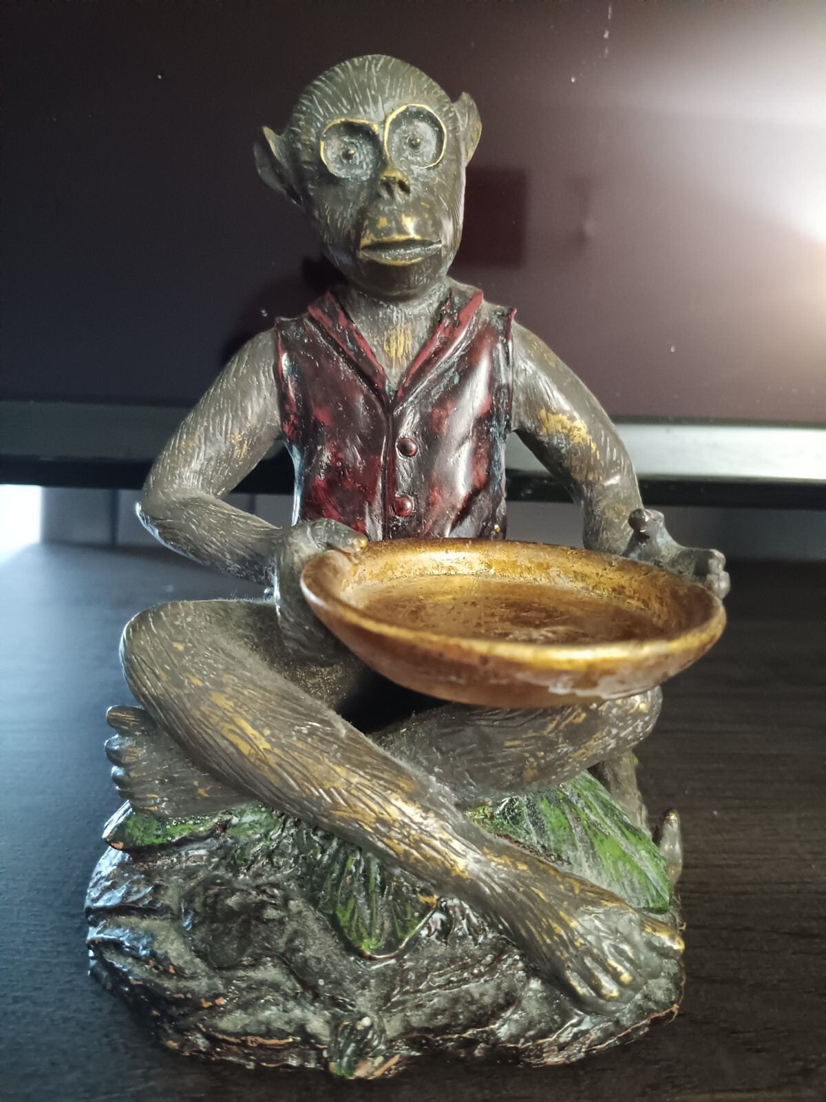 Vintage/antique Monkey Waiter Holding A Platter Vintage/antique Monkey Waiter Holding A Platter