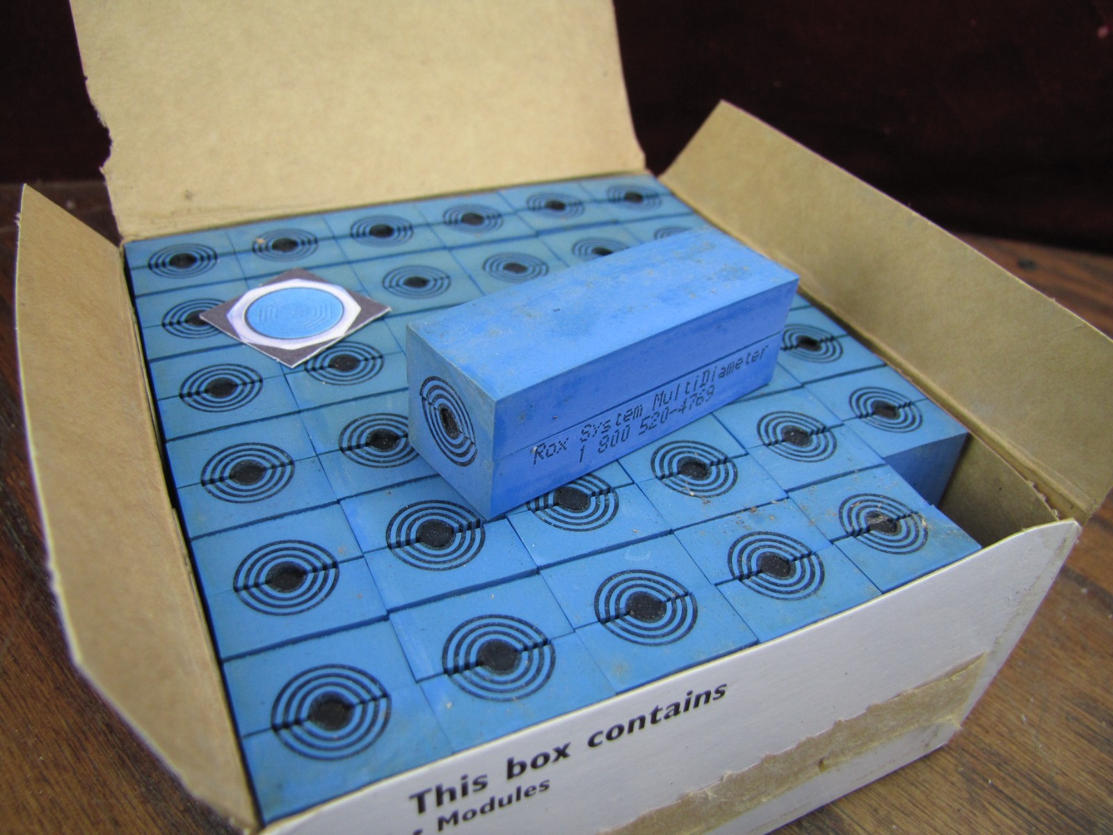 Rox System MultiDiameter Modules Box of 36 Blue Sealing Modules ROX Roxtec Cable