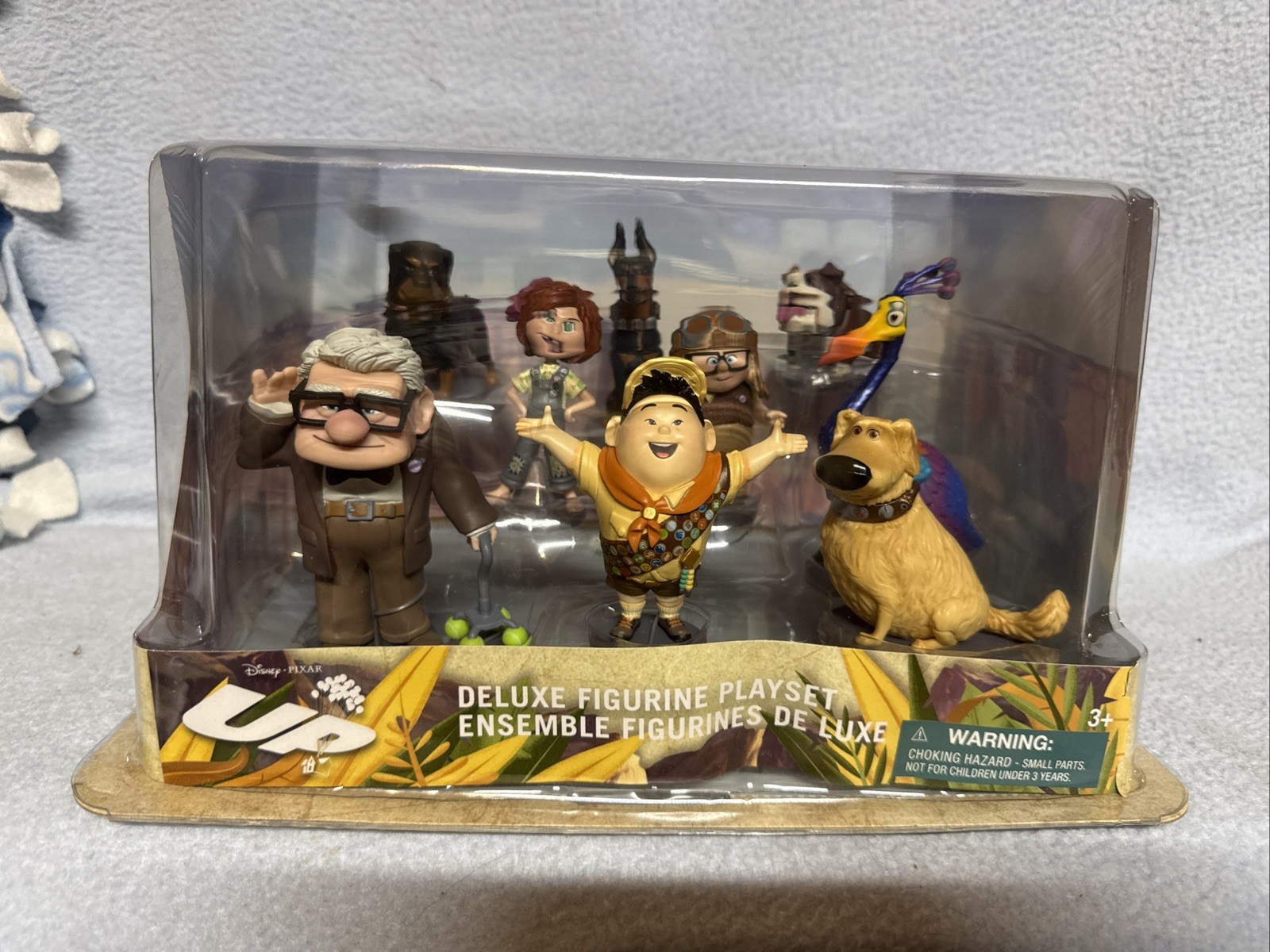 Disney Pixar Up Deluxe Figure Set 9 Figurine Playset Carl Ellie Kevin Russell