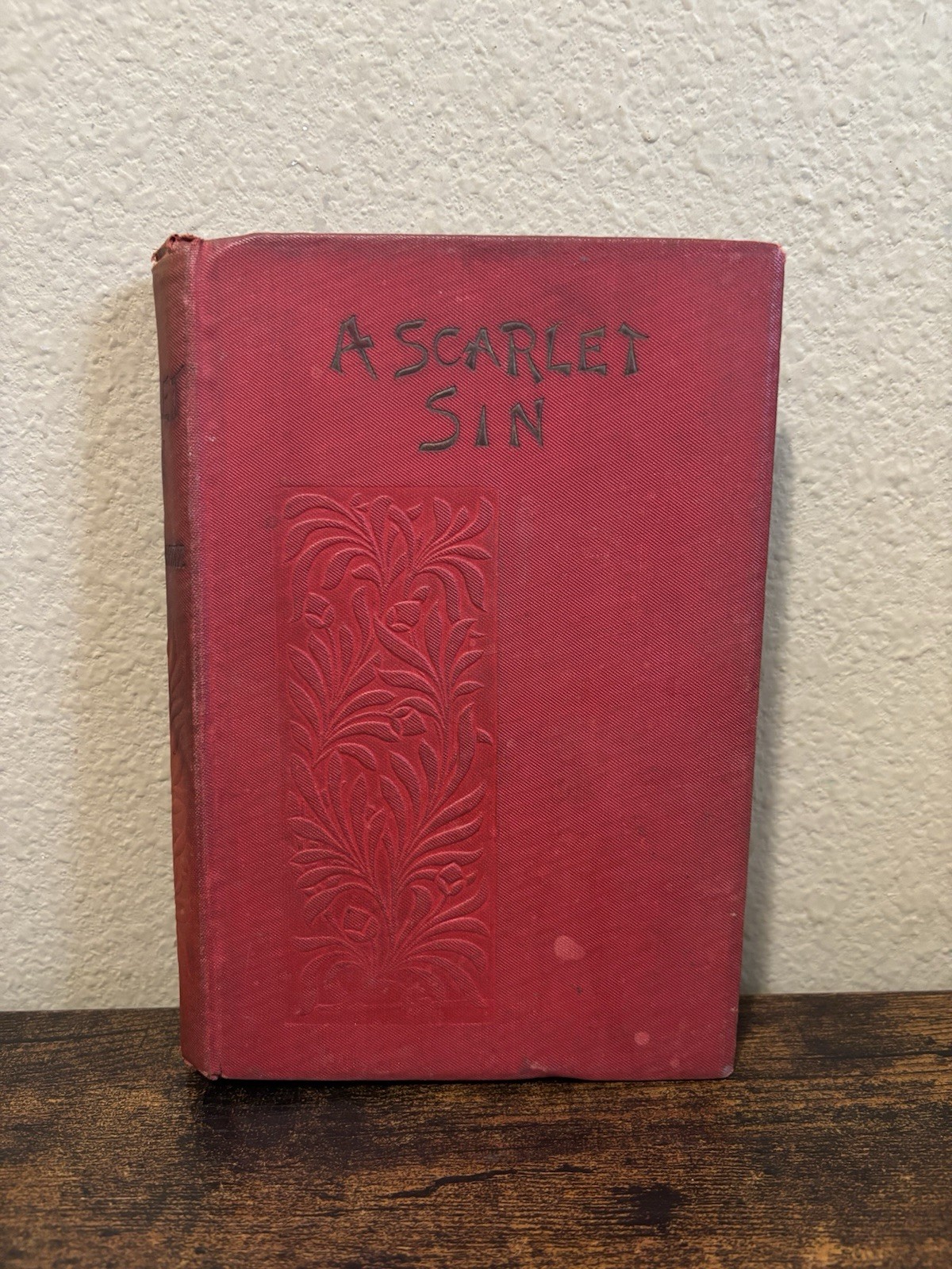 A Scarlet Sin by Florence Marryat Florence Vintage Undated A Scarlet Sin by Florence Marryat Florence Vintage Undated