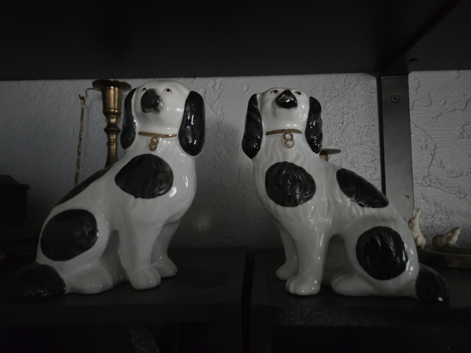 Vintage Staffordshire-trpe dog pair Black White *Cute* Vintage Staffordshire-trpe dog pair Black White *Cute*
