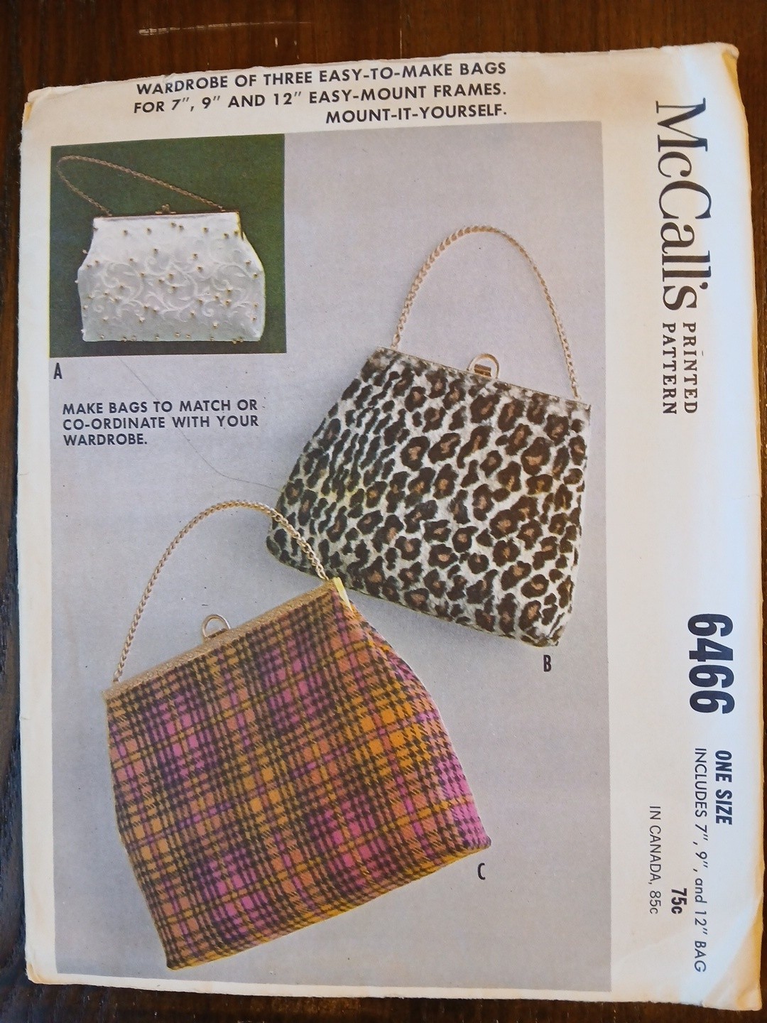 Vintage McCall\'s pattern # 6466 3 Easy To Make Handbags dated 1962 UC/FF Vintage McCall\'s pattern # 6466 3 Easy To Make Handbags dated 1962 UC/FF
