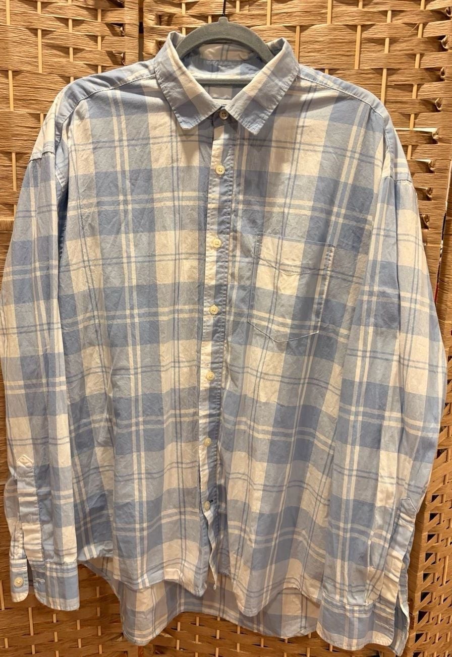 GAP The Big Shirt Women’s Medium Blue & White Plaid Oversized Button Down