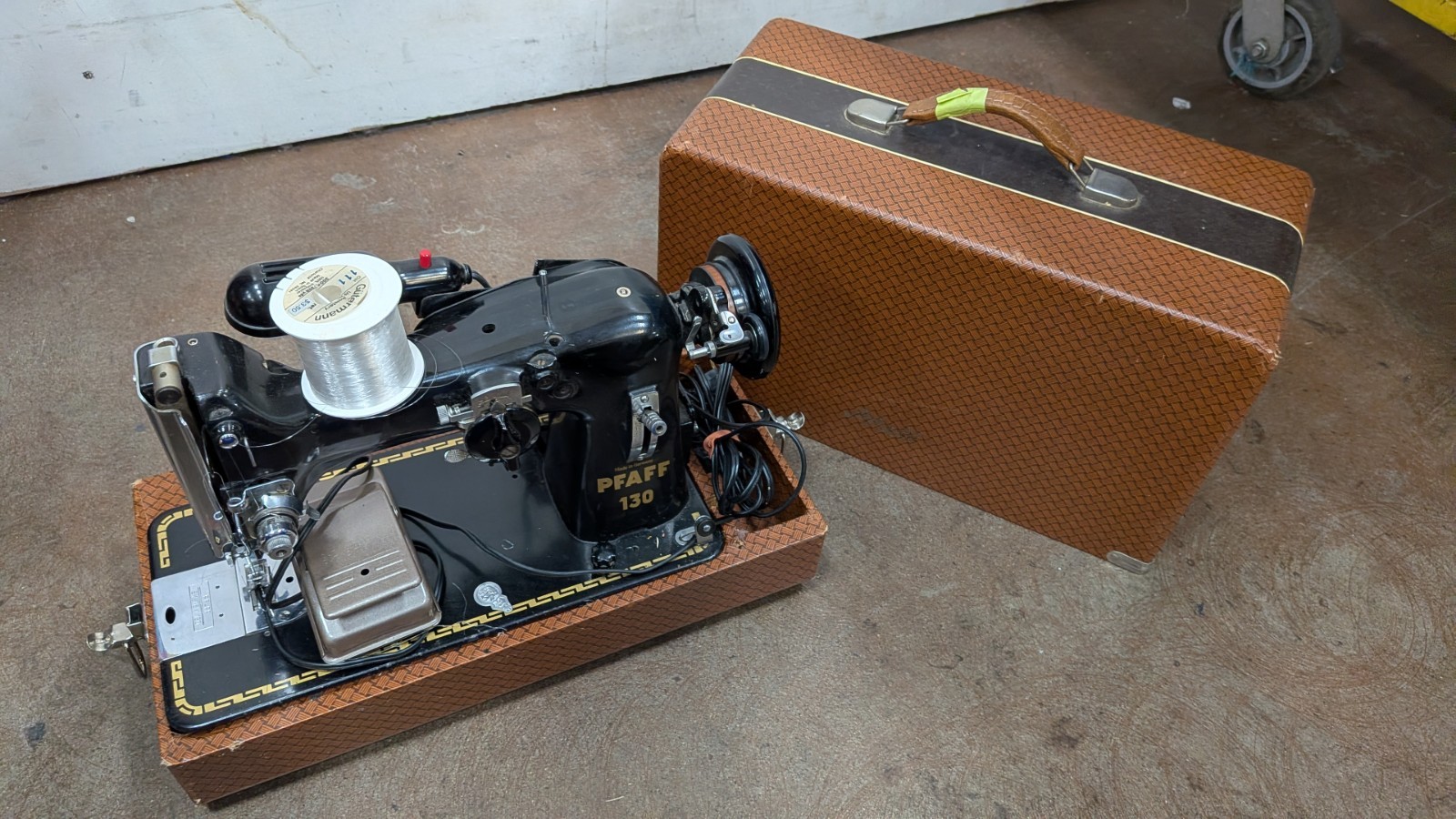 Tested Working Rare Pfaff Sewing Machine Model 130 1950s + Brown case  TLC maybe