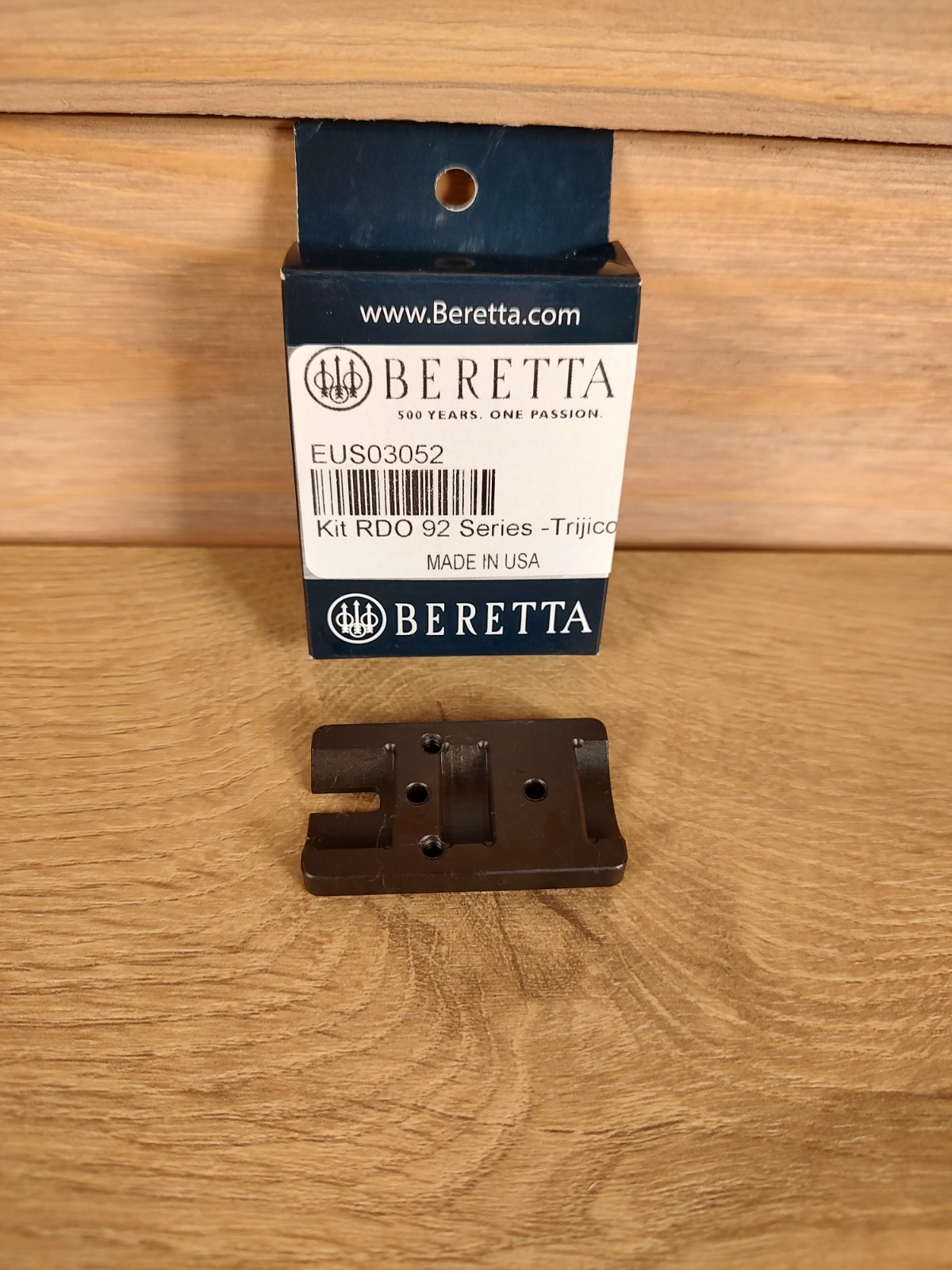 Beretta USA EUS03052 RDO Plate Beretta 90/92 Black fits w/ Trijicon RDO