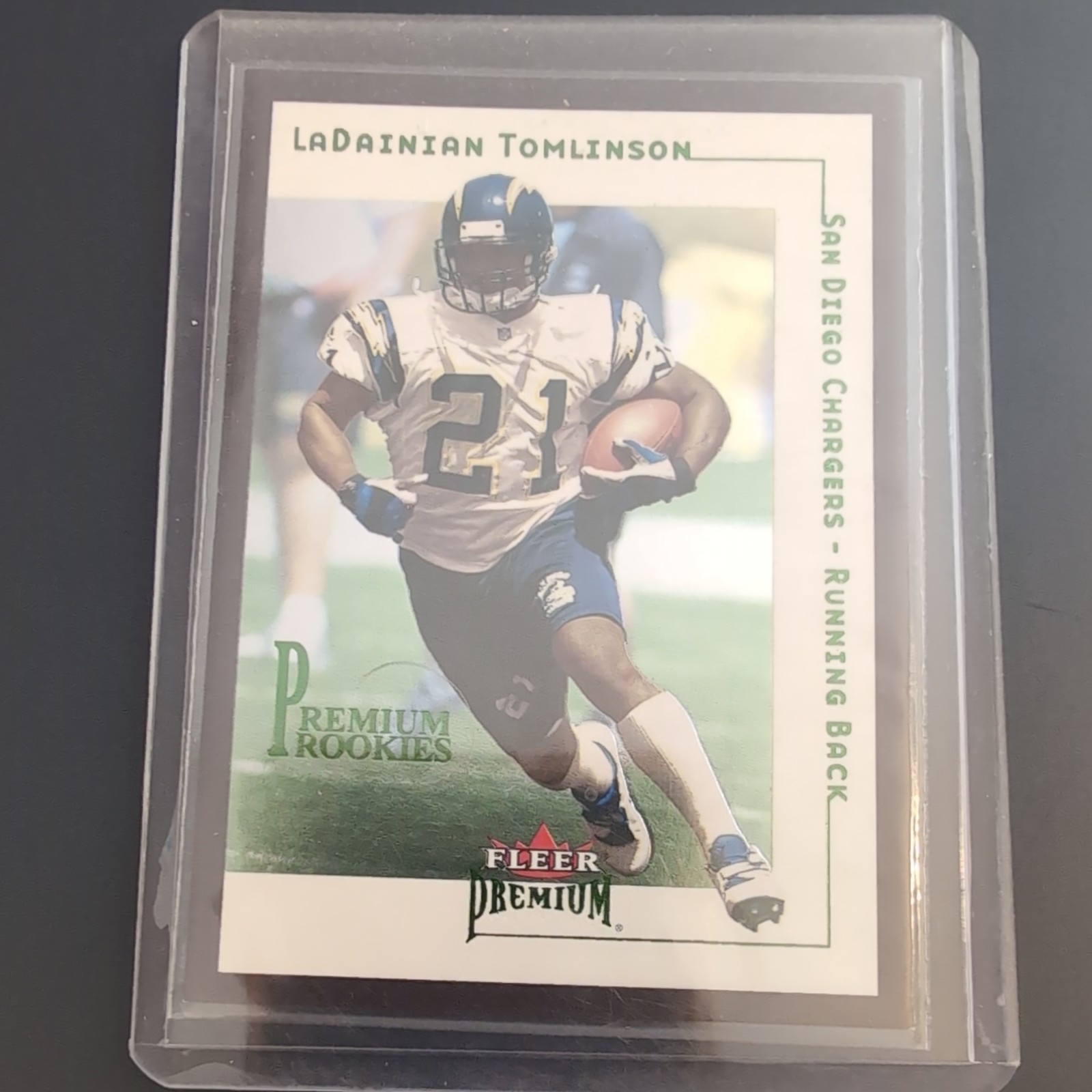 2001 Fleer Premium LaDainian Tomlinson RC #1559/2001 Chargers serial # (rc)