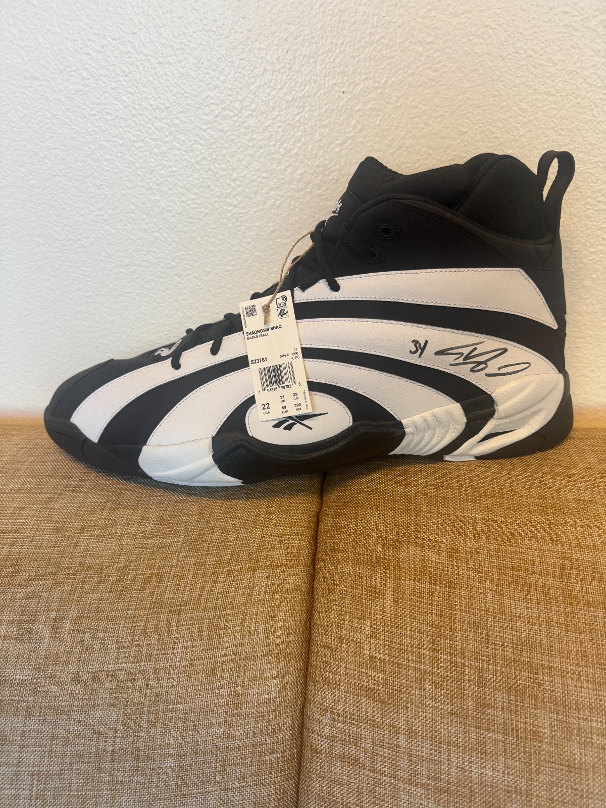 Shaquille O\'Neal Autographed Reebok Shaqnosis Size 22 Reebok - NEW Shaquille O\'Neal Autographed Reebok Shaqnosis Size 22 Reebok - NEW