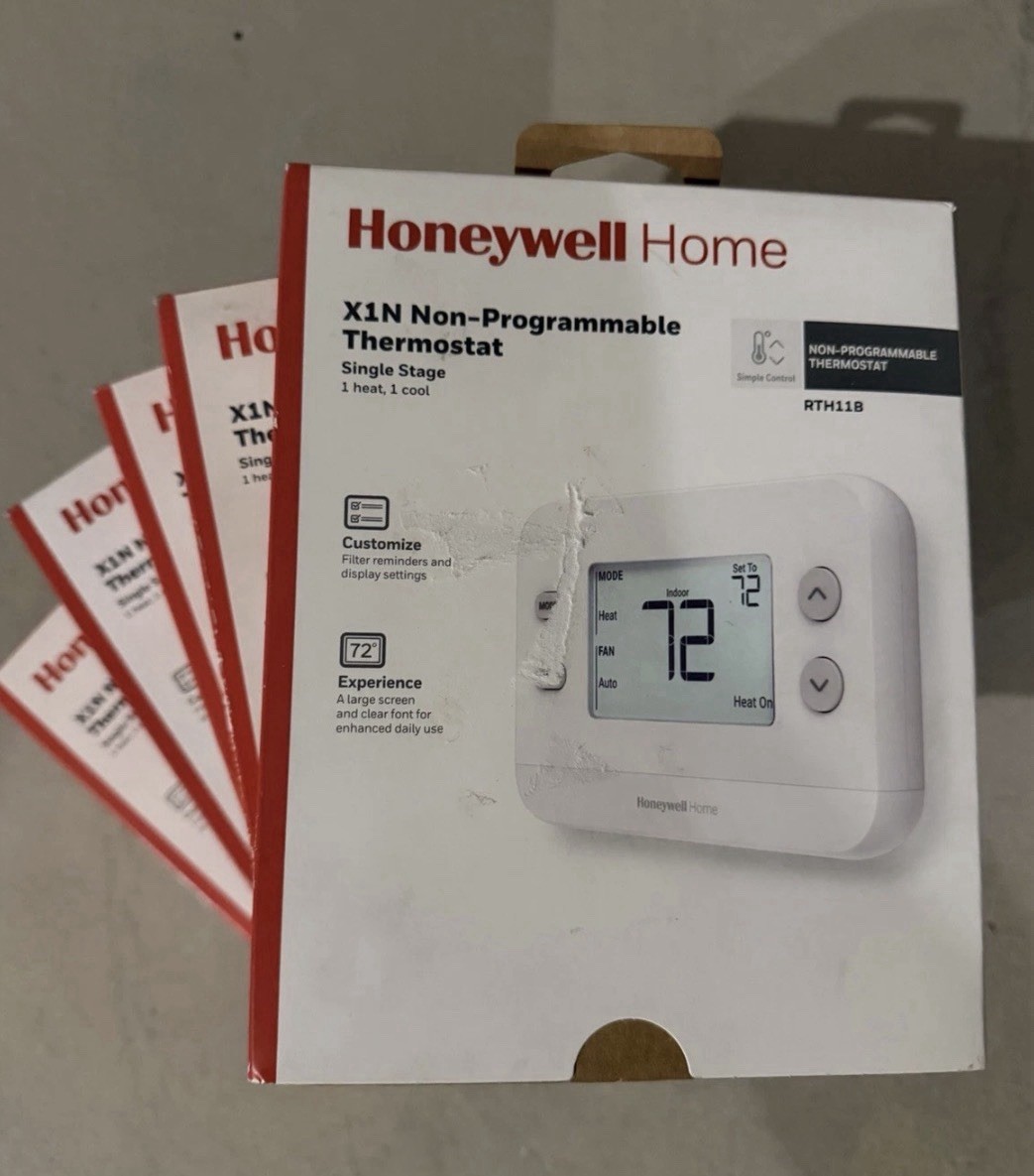 HONEYWELL RTH11B/N HOME X1N NON-PROGRAMMABLE THERMOSTAT RTH11B Lot Of (5) HONEYWELL RTH11B/N HOME X1N NON-PROGRAMMABLE THERMOSTAT RTH11B Lot Of (5)