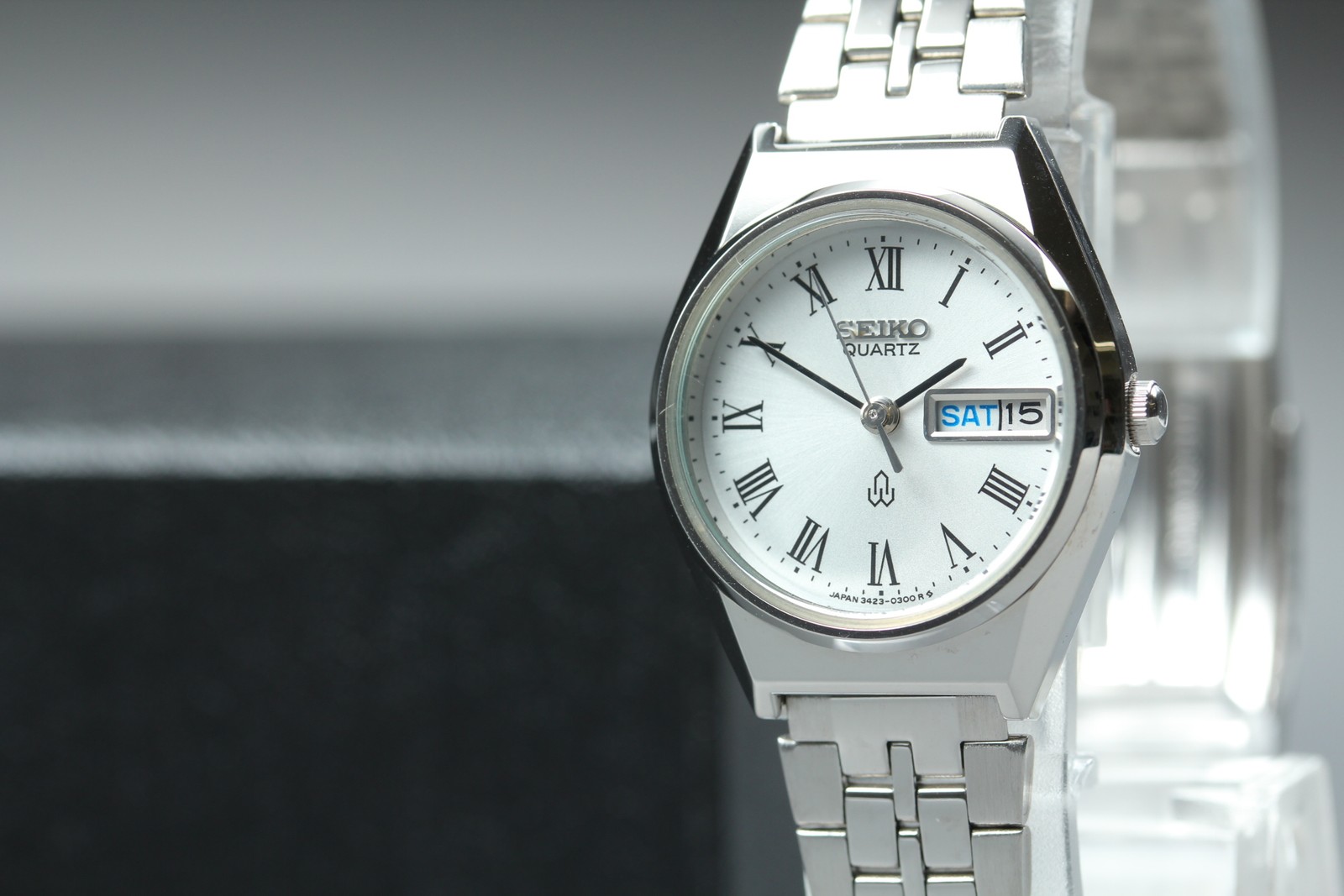 Vintage 1981 Seiko Joyful 3423-0020 Steel Day-Date Roman Ladies Watch From JAPAN