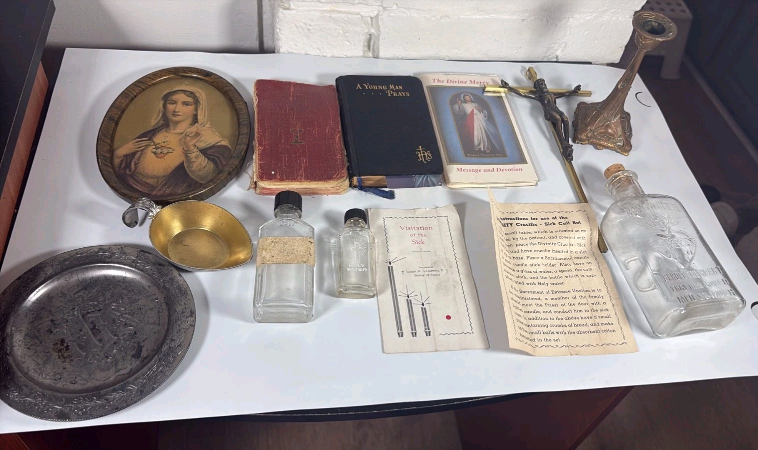 Vintage Catholic Priest Sick Call Set Last Rites Random Kit Vintage Catholic Priest Sick Call Set Last Rites Random Kit