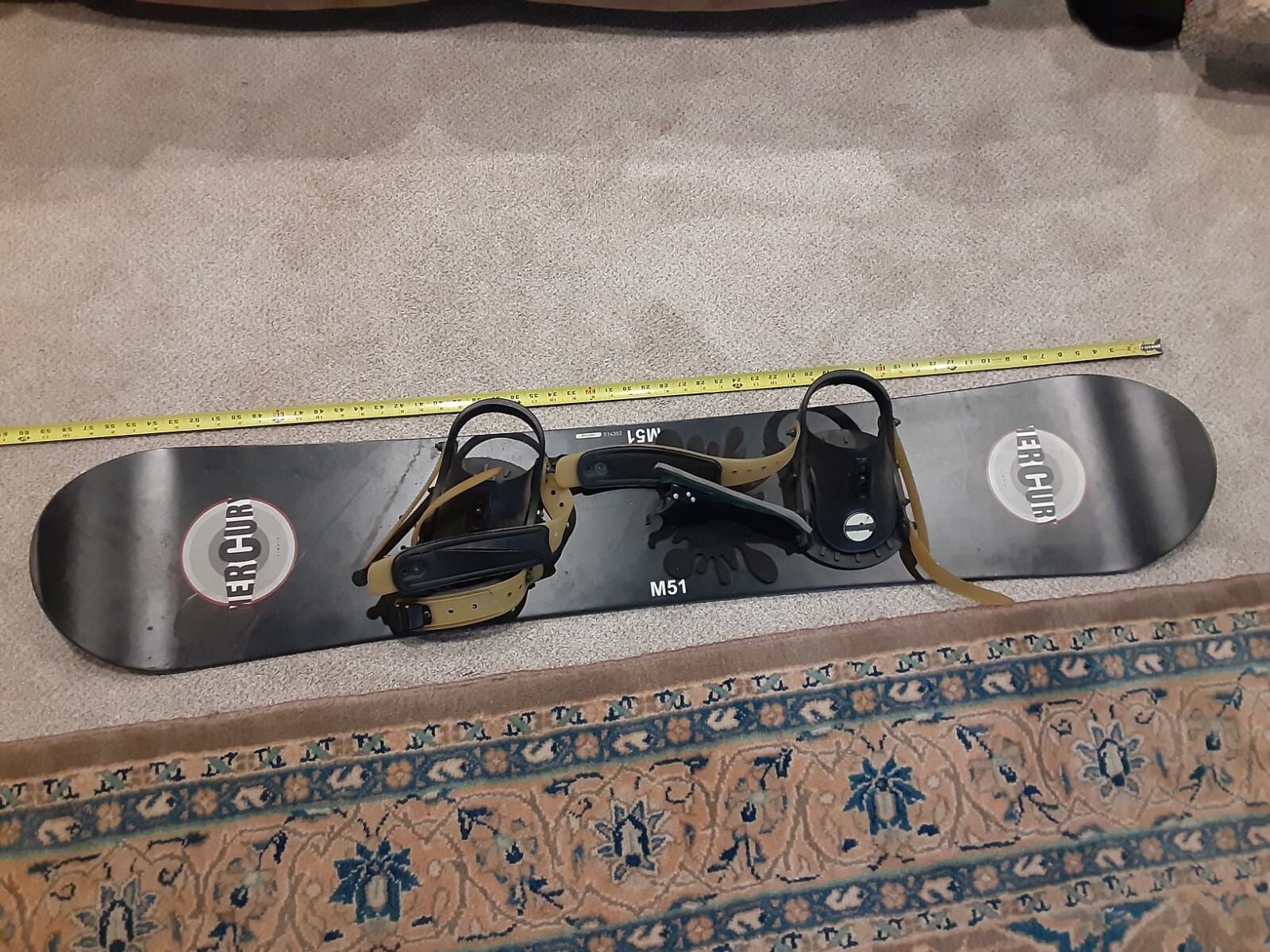 Vintage Mercury Liquid M51 Black Snowboard with shoe binds Vintage Mercury Liquid M51 Black Snowboard with shoe binds