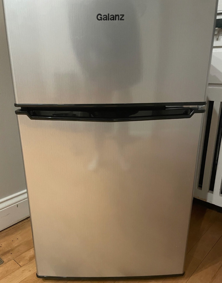 Galanz GLR31TS1E02 3.1 Cu ft Mini Fridge with Freezer - Stainless