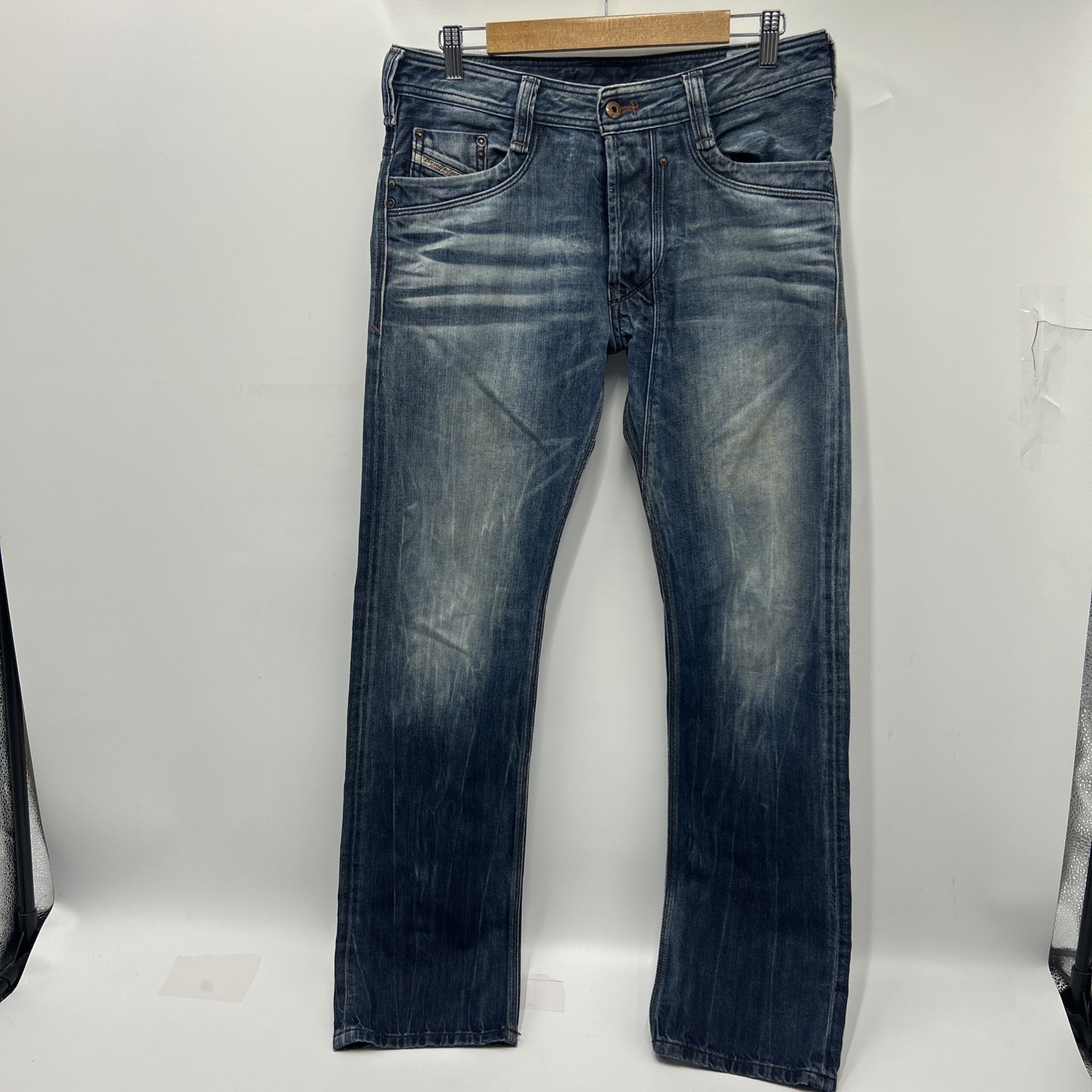 Diesel Timmen 0803M Jeans Mens 31x32 Wash Blue Regular Straight Button Fly Y2K Diesel Timmen 0803M Jeans Mens 31x32 Wash Blue Regular Straight Button Fly Y2K