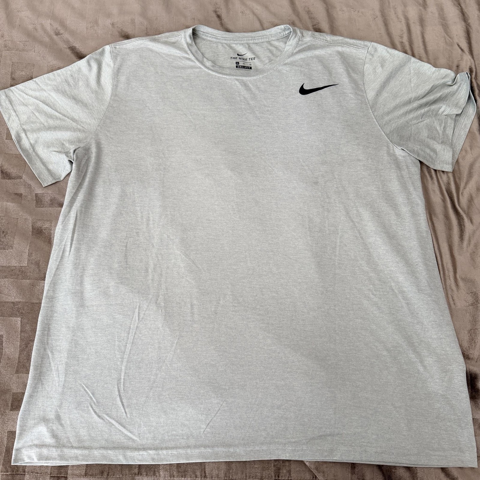 Nike Dri-FIT Shirt Men XL Gray /Lt Green Athletic Training Tee Swoosh CZ9736-303