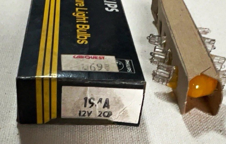 Vintage Philips 194A Amber Miniature Automotive Light Bulbs 12V NOS Lot of 7